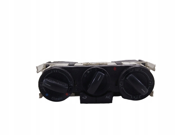 VW POLO 9N PANEL KLIMATYZACJI NAWIEWU 6Q0820045H