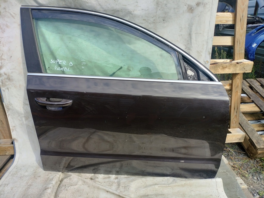 SKODA SUPERB II LIFT KOMBI DRZWI PRAWY PRZÓD LF8V