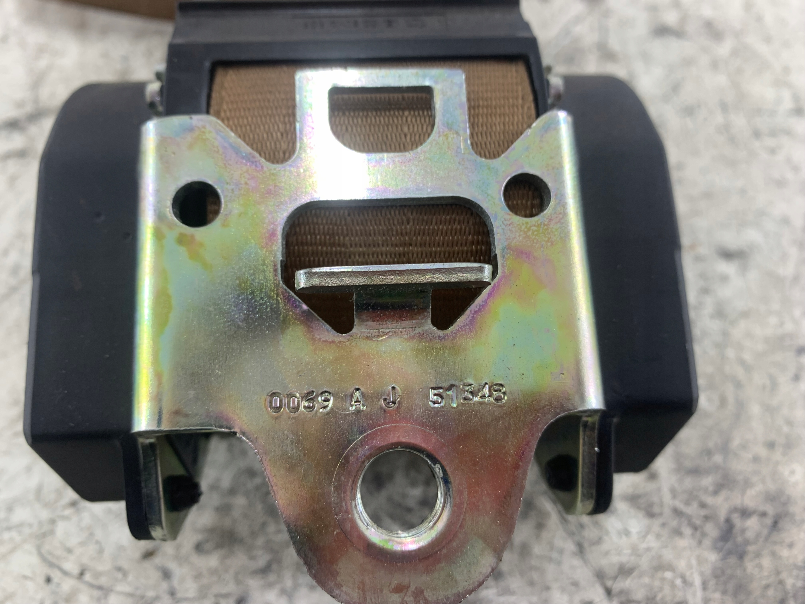 AUDI A6 C6 PAS BEZPIECZEŃSTWA LEWY PRAWY TYŁ 4F0857805E BRĄZOWY - zdjęcie 5