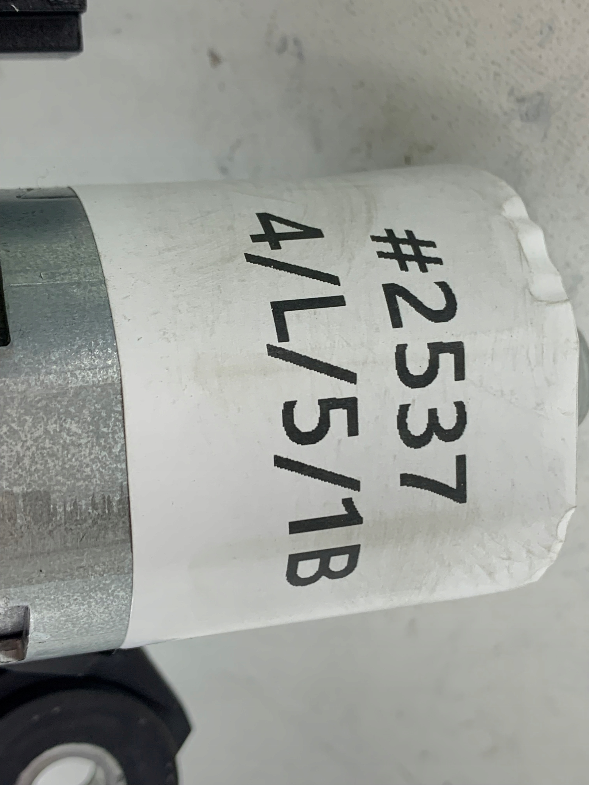 NISSAN MICRA K14 MECHANIZM WYCIERACZEK SILNICZEK TYŁ 287109757R - zdjęcie 8