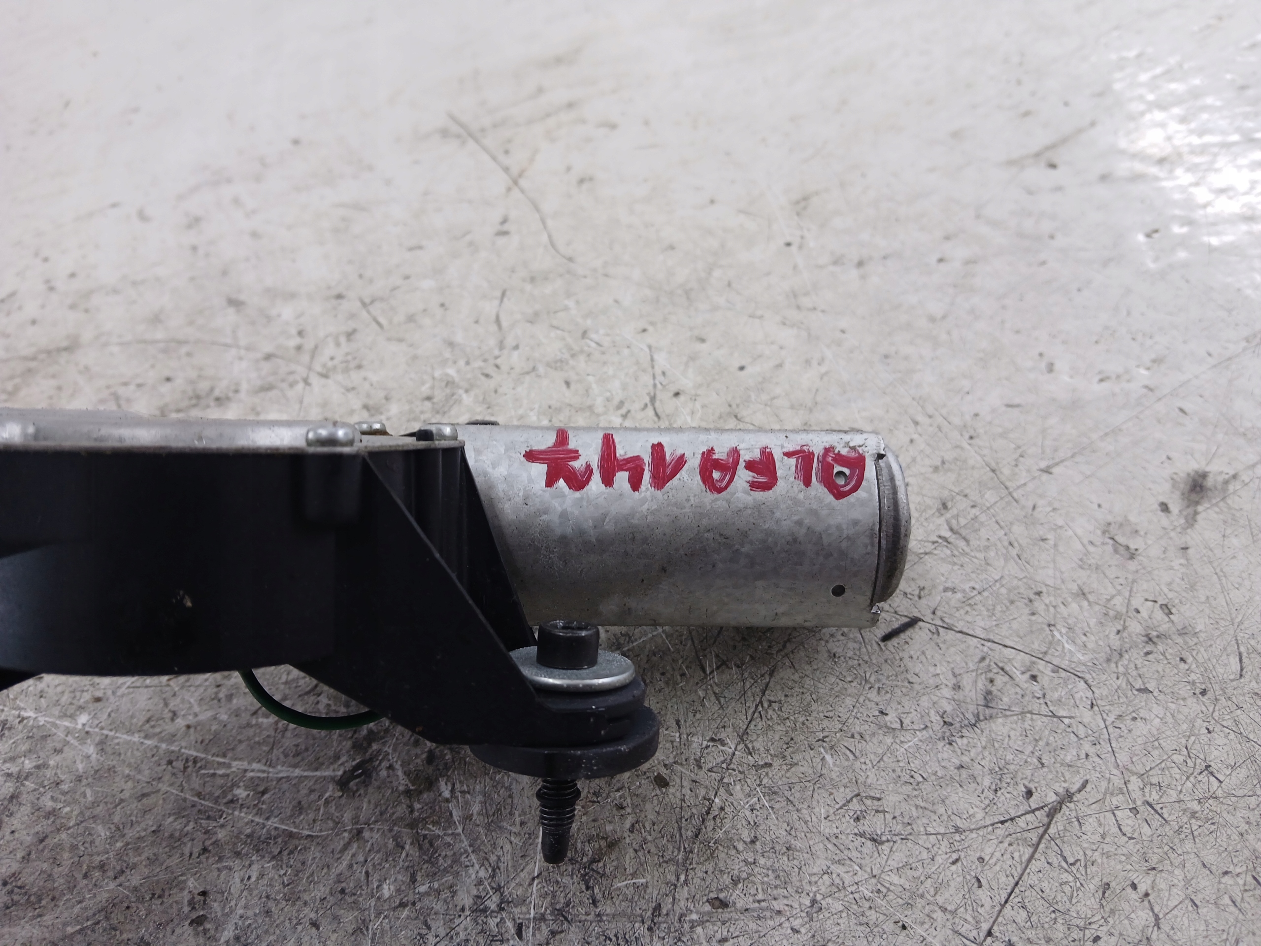 ALFA ROMEO 147 MECHANIZM WYCIERACZKI TYŁ 259600-0640 - zdjęcie 5