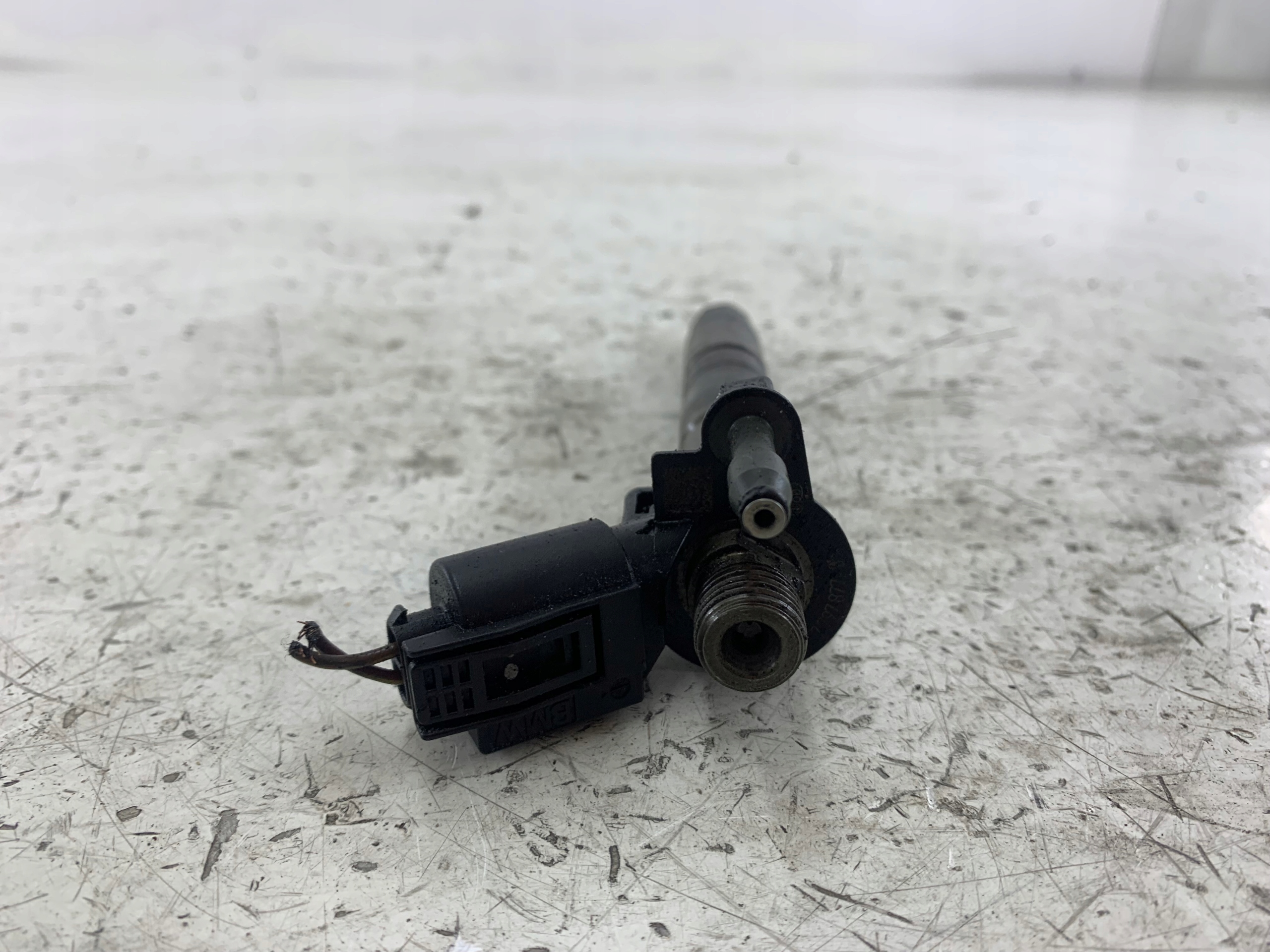 BMW E61 E60 E90 2.0 D WTRYSKIWACZ 7797877 - zdjęcie 4