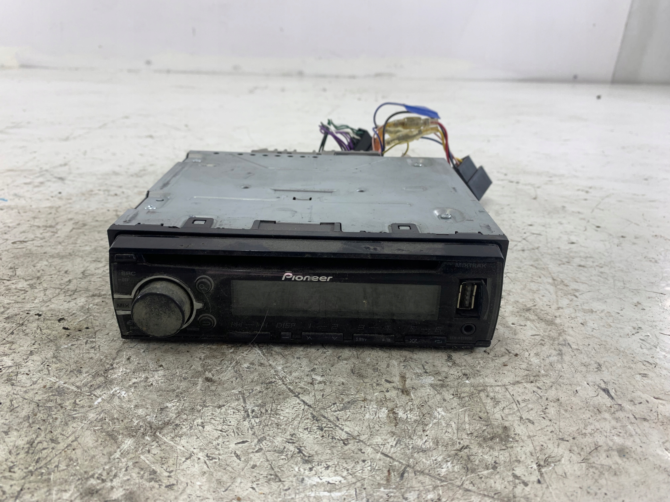Dodatkowe zdjęcie używanej części: PIONEER DEH-X3700UI RADIO RADIOODTWARZACZ CD USB AUX