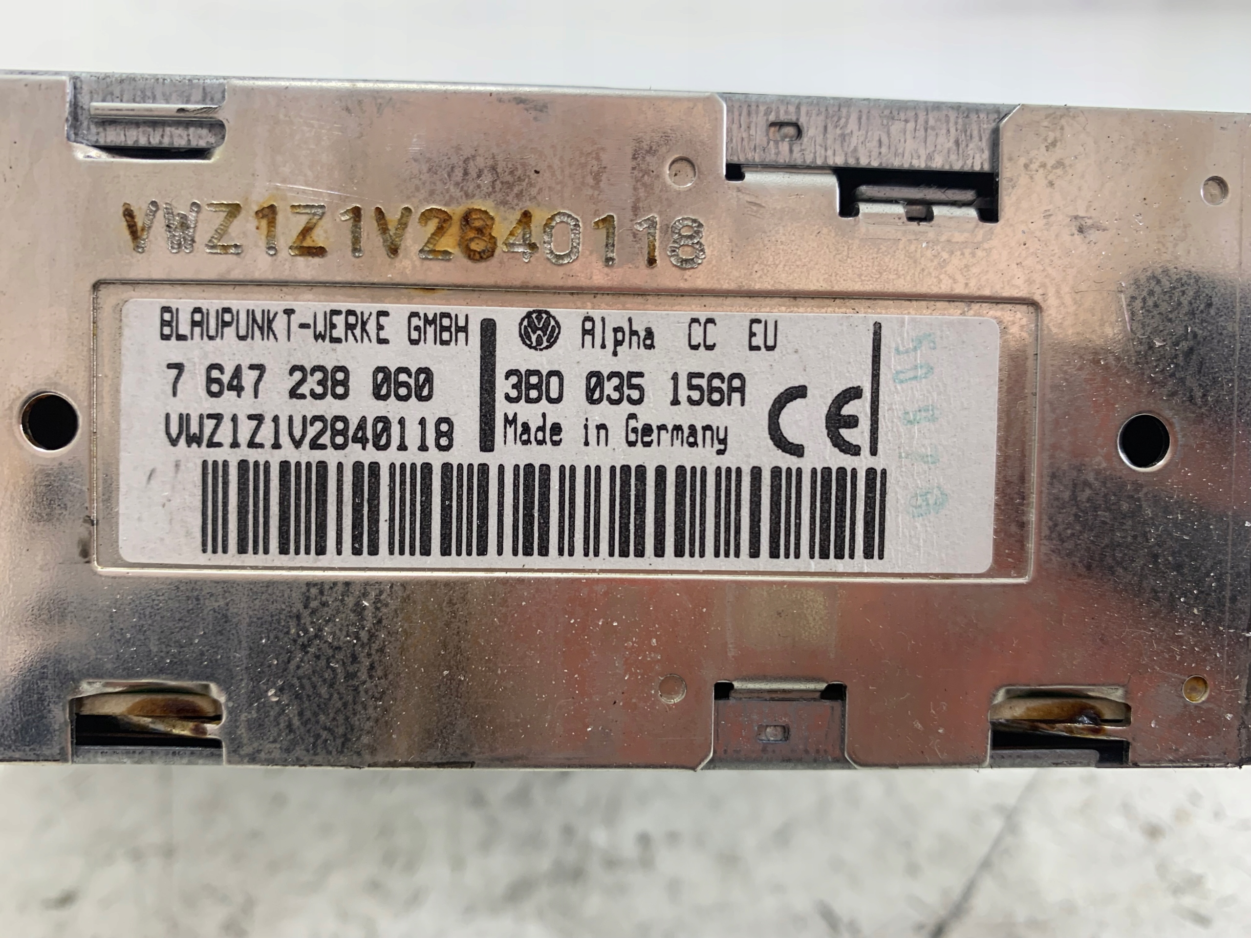 Dodatkowe zdjęcie używanej części: VW GOLF IV BORA RADIO RADIOODTWARZACZ KASETA ALPHA 3B0035156A