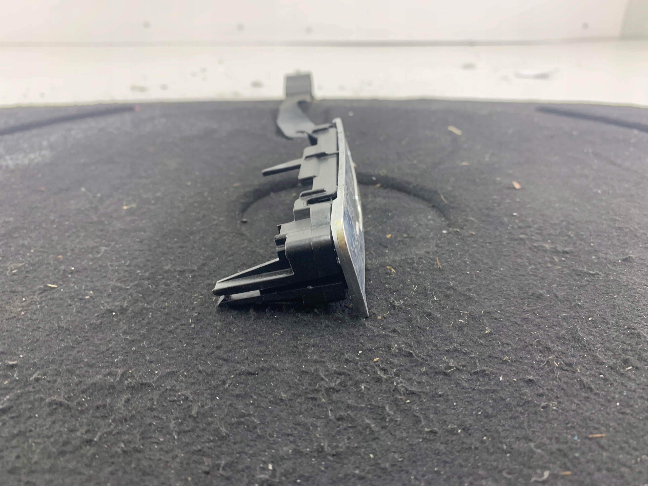 AUDI A6 C6 PANEL WYŚWIETLACZ SKRZYNI BIEGÓW 4F1713463B - zdjęcie 3