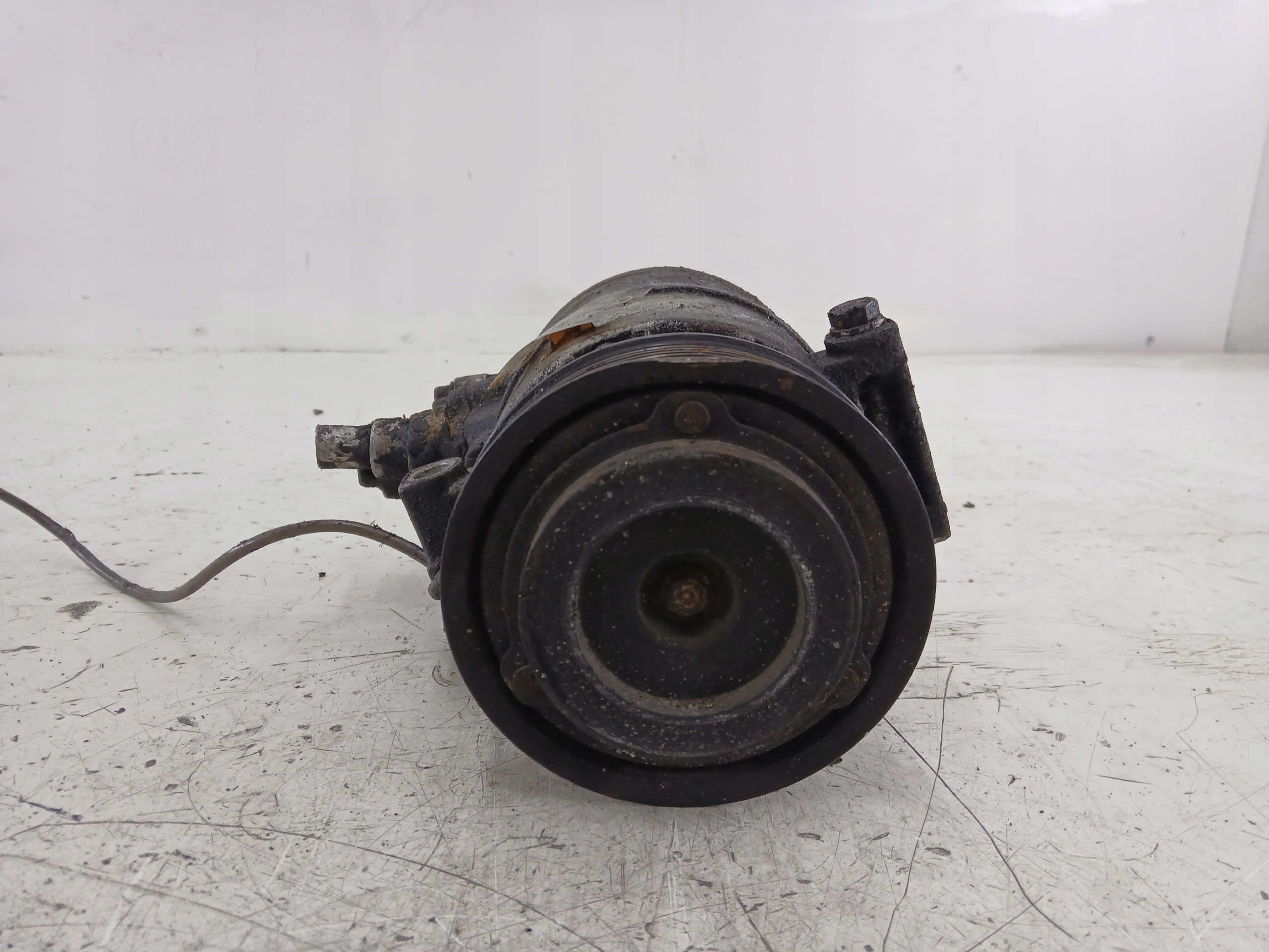 AUDI A6 C5 KOMPRESOR KLIMATYZACJI SPRĘŻARKA 8FK351132-581 - zdjęcie 6