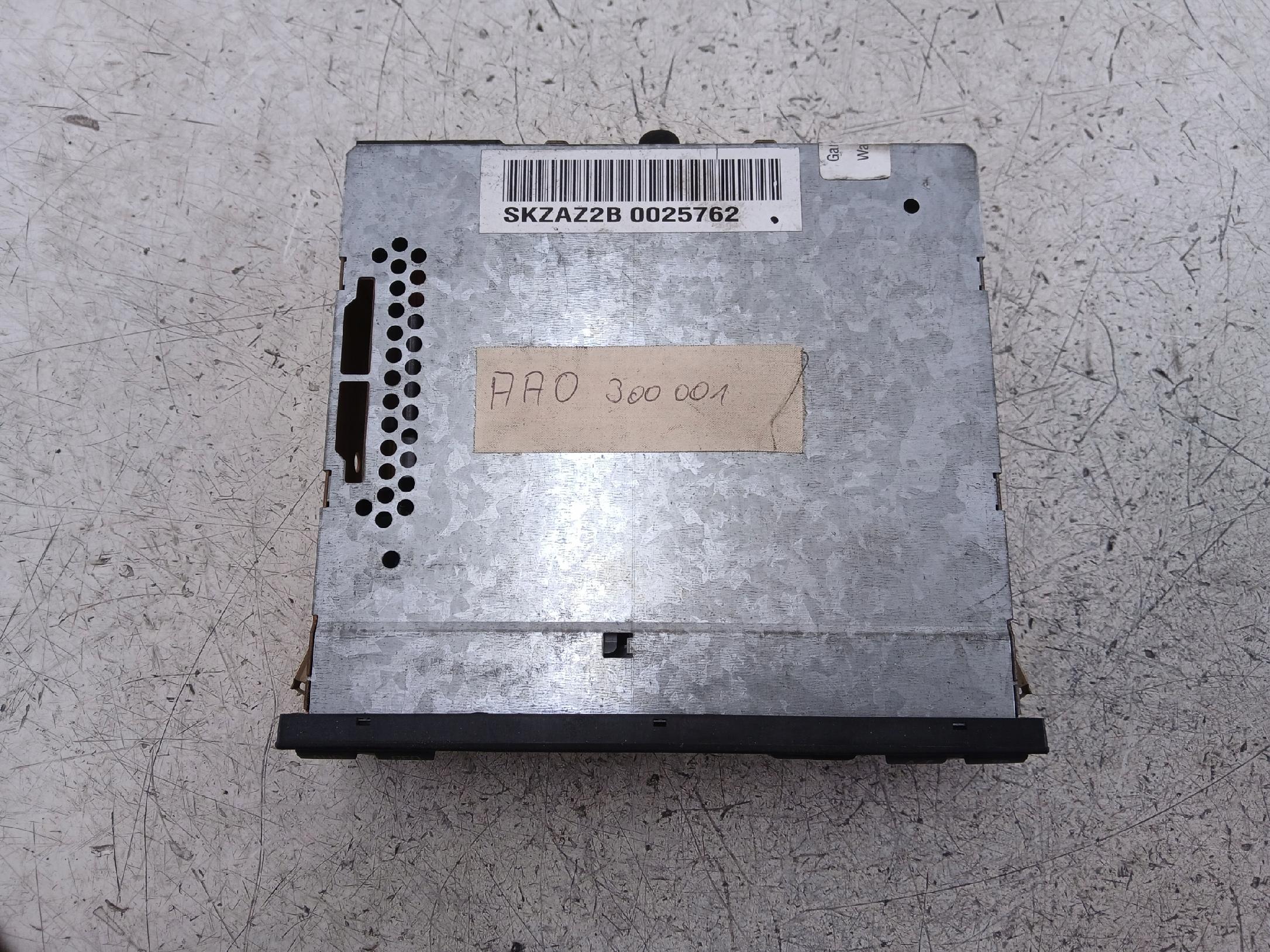 SKODA OCTAVIA I RADIO FABRYCZNE KASETA 1U0035160B - zdjęcie 3