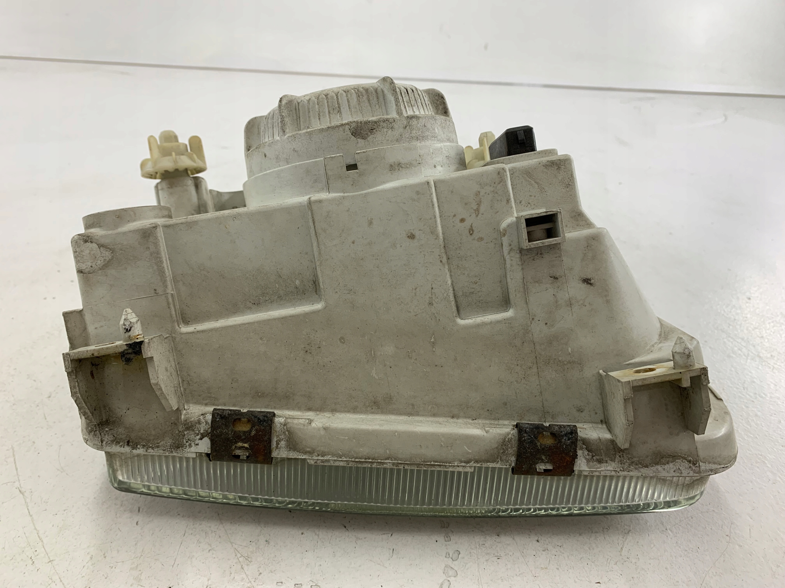 SKODA FELICIA I LAMPA LEWA PRZÓD HELLA - zdjęcie 8