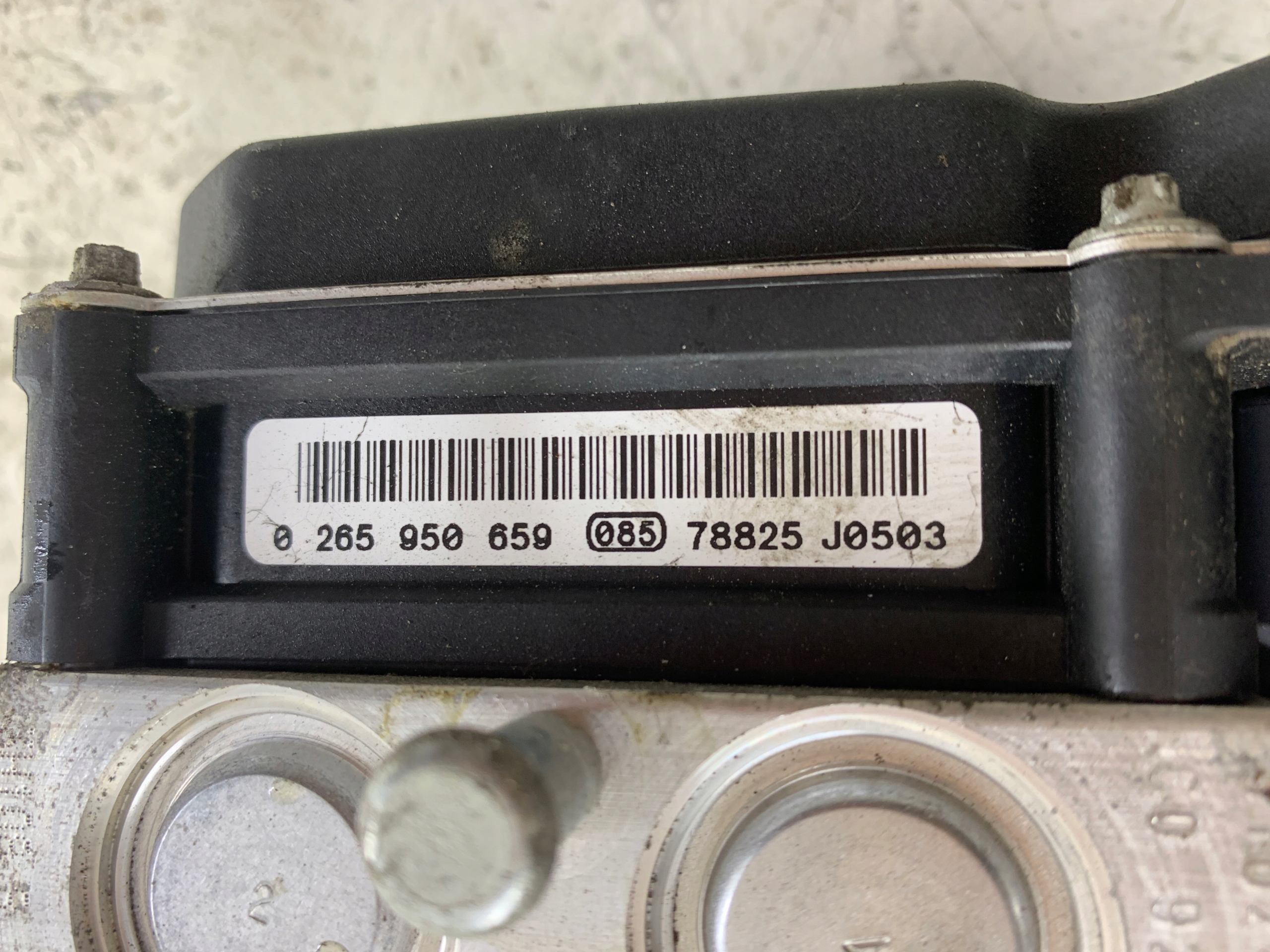 Dodatkowe zdjęcie używanej części: PEUGEOT 407 POMPA HAMULCOWA ABS 9662005180 0265950659