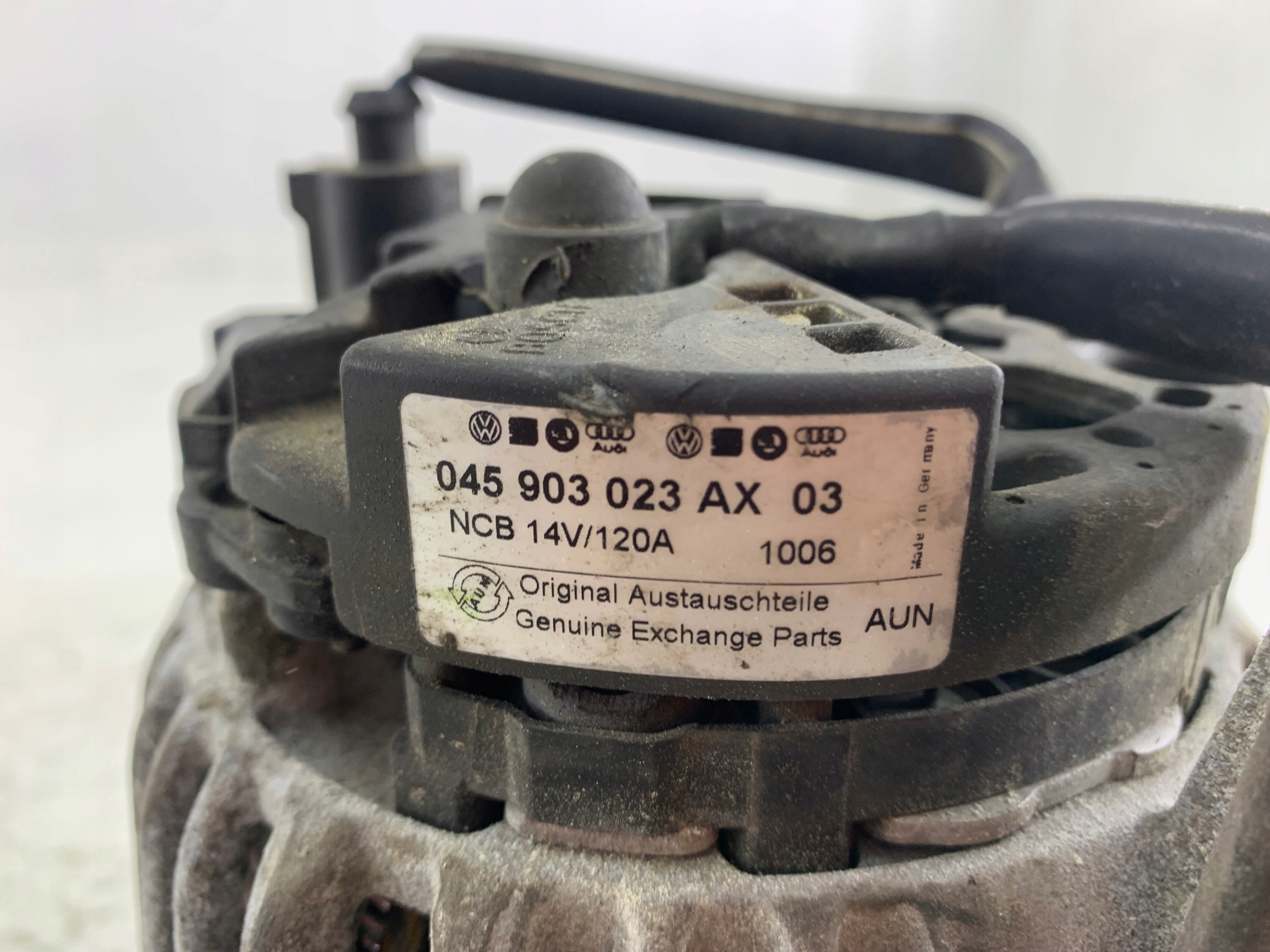 SKODA FABIA I1.4 TDI ALTERNATOR 045903023B 70A - zdjęcie 6