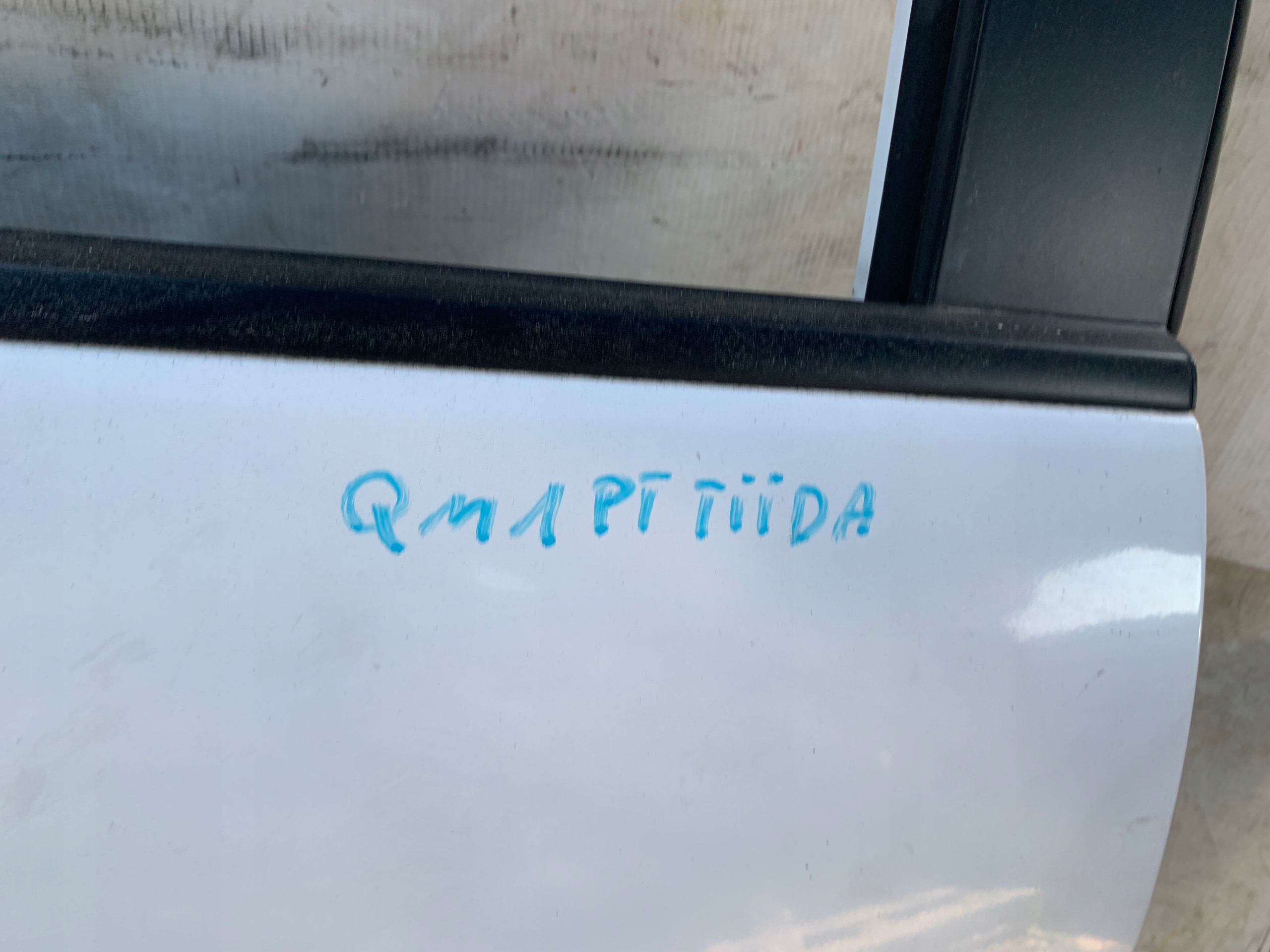 NISSAN TIIDA DRZWI PRAWY TYŁ Q11 - zdjęcie 5