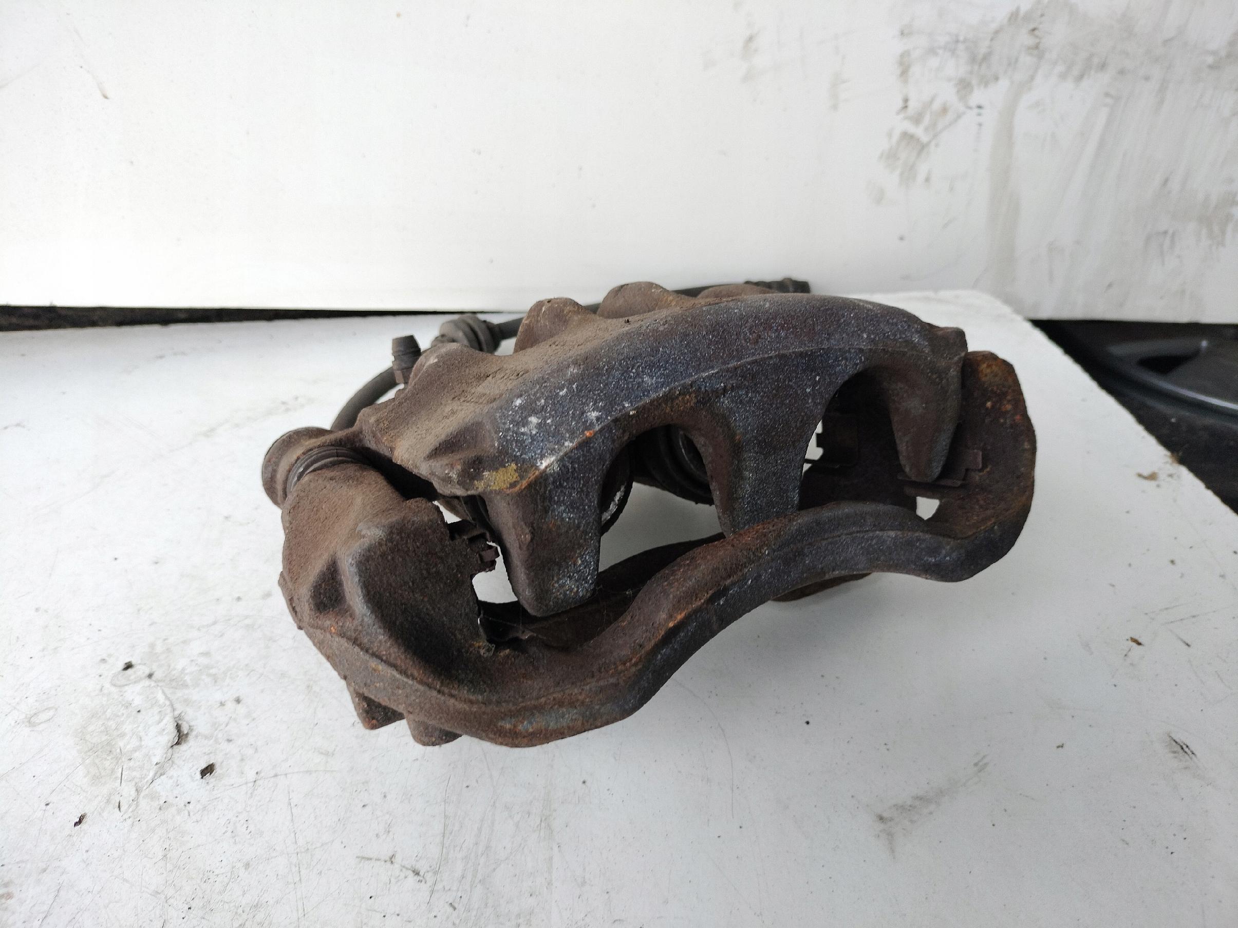 RENAULT MASTER IV III LIFT ZACISK HAMULCOWY PRAWY PRZÓD 410007358R - zdjęcie 5