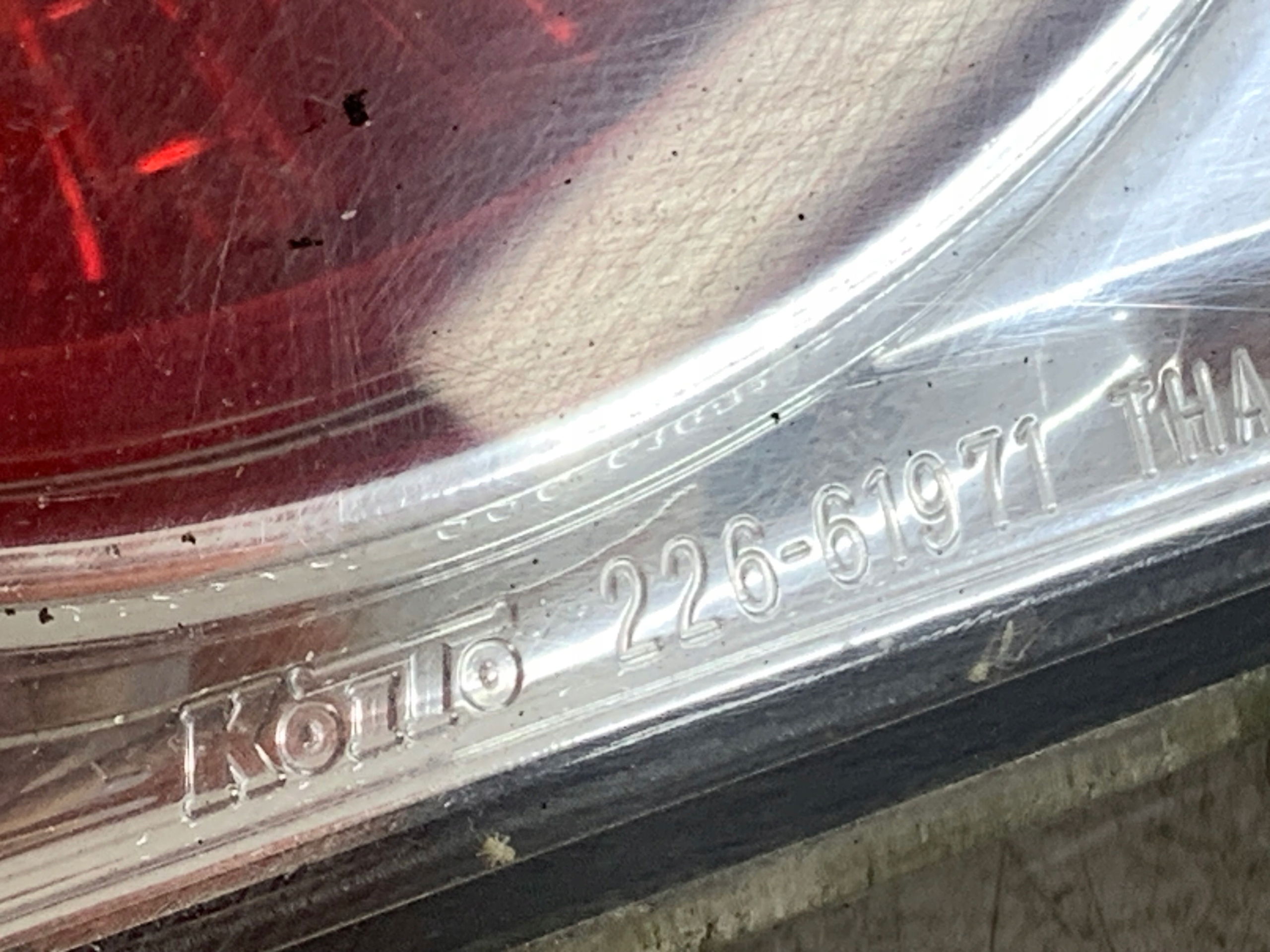 MAZDA 6 GG SEDAN LAMPA PRAWA TYŁ KLAPA - zdjęcie 6