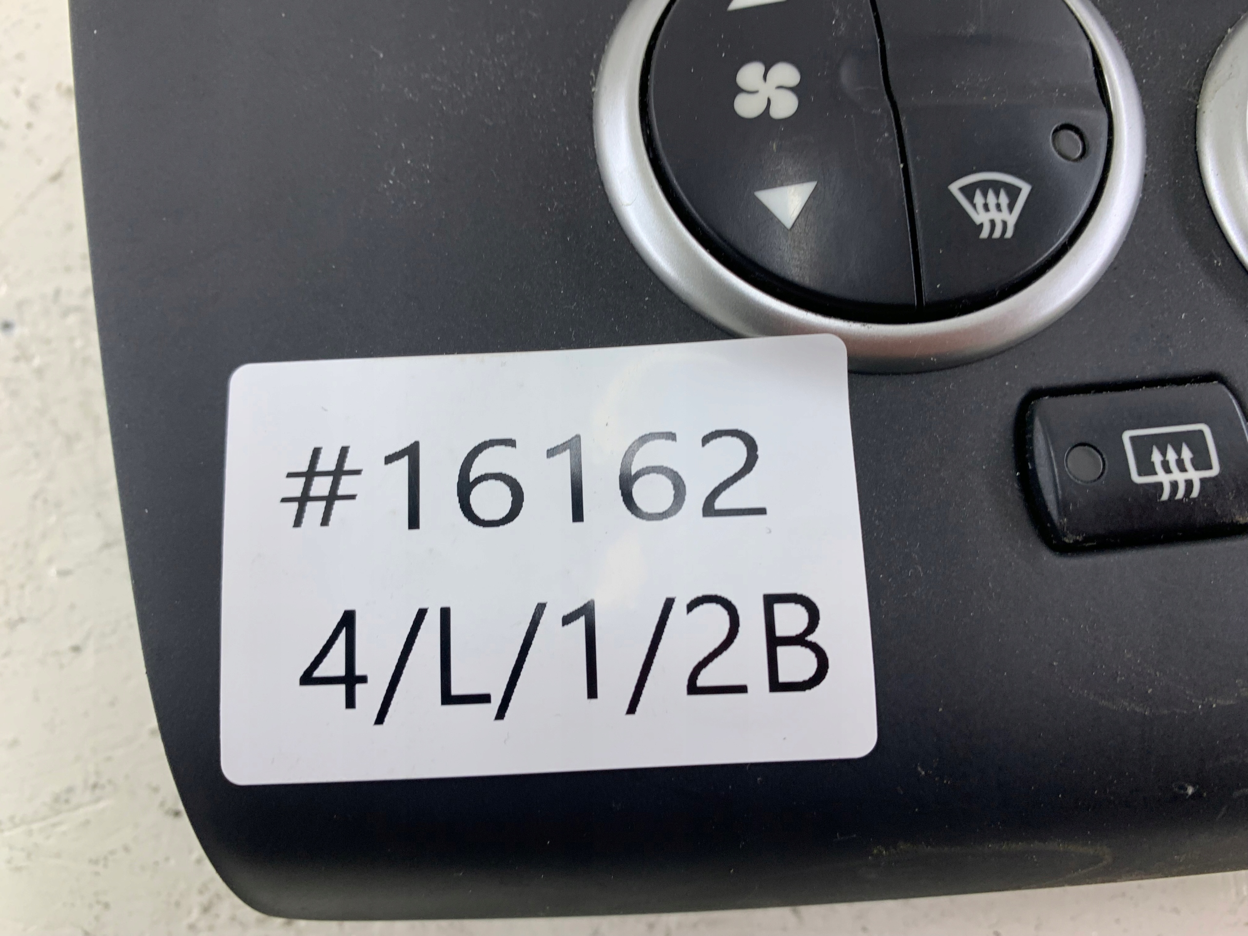 NISSAN TIIDA PANEL KLIMATYZACJI NAWIEWU 27500EM02A - zdjęcie 5