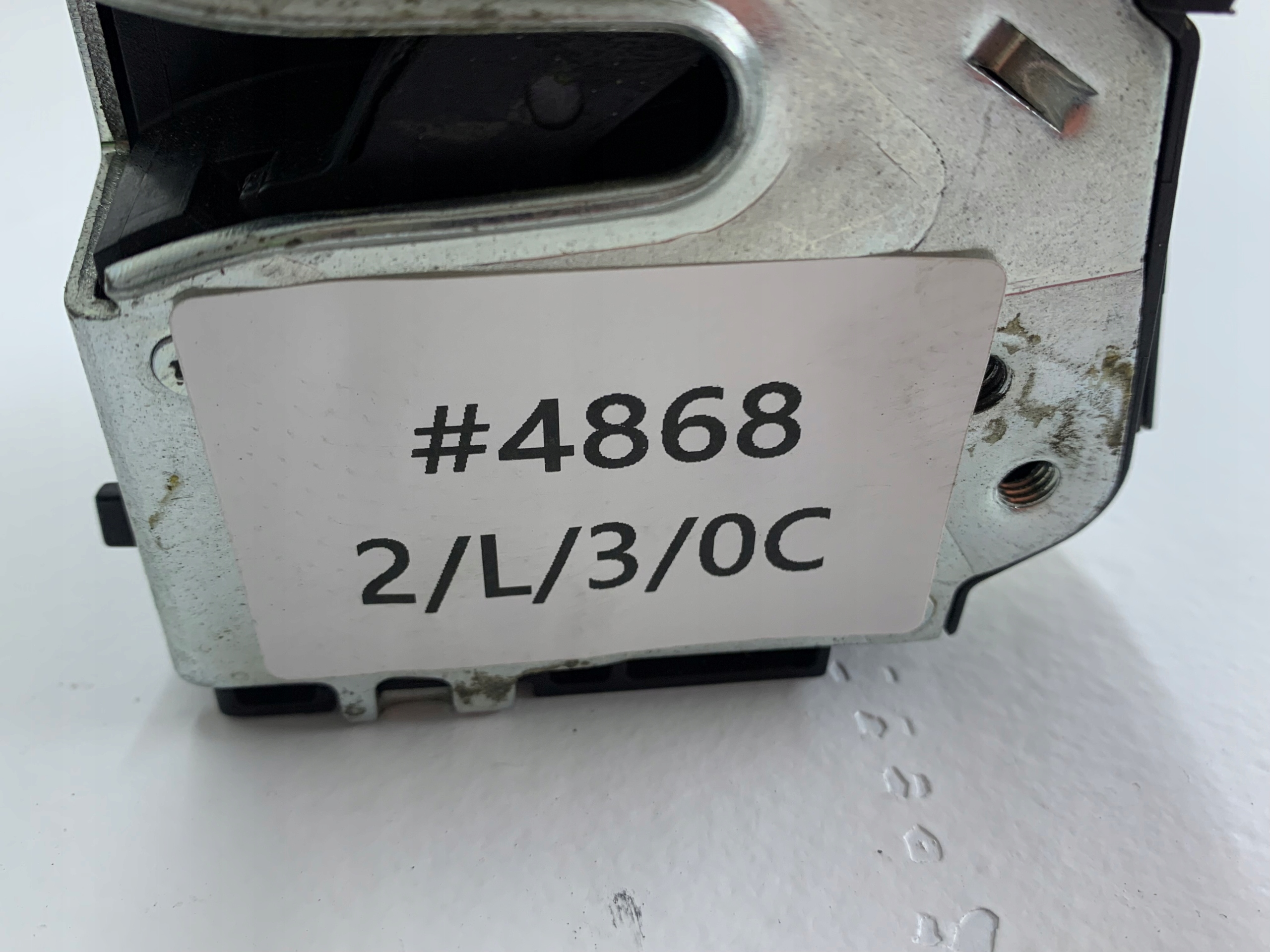 BMW E46 ZAMEK DRZWI PRAWY TYŁ - zdjęcie 10