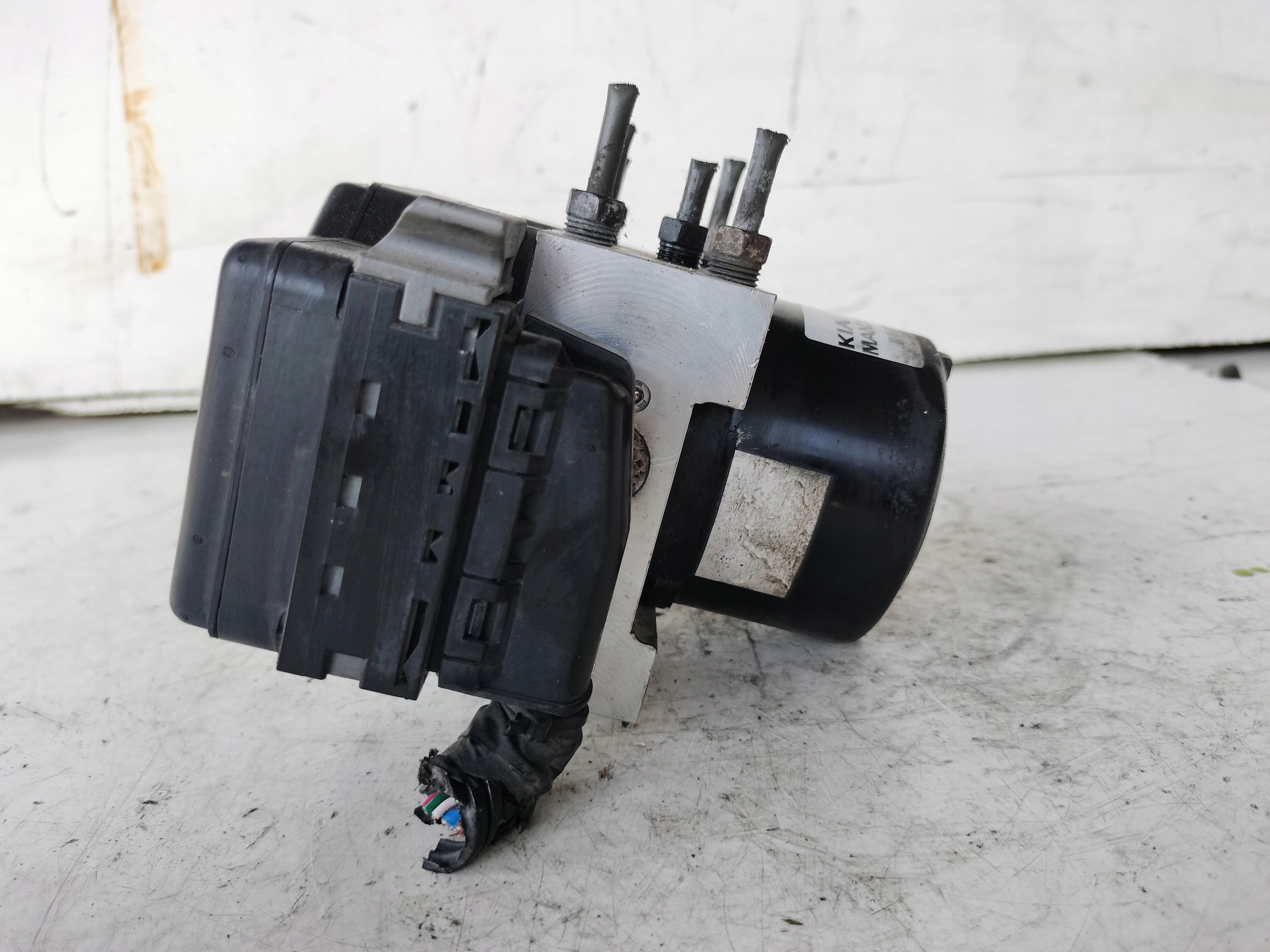 KIA CERATO I POMPA HAMULCOWA ABS 95600-2F000 - zdjęcie 3