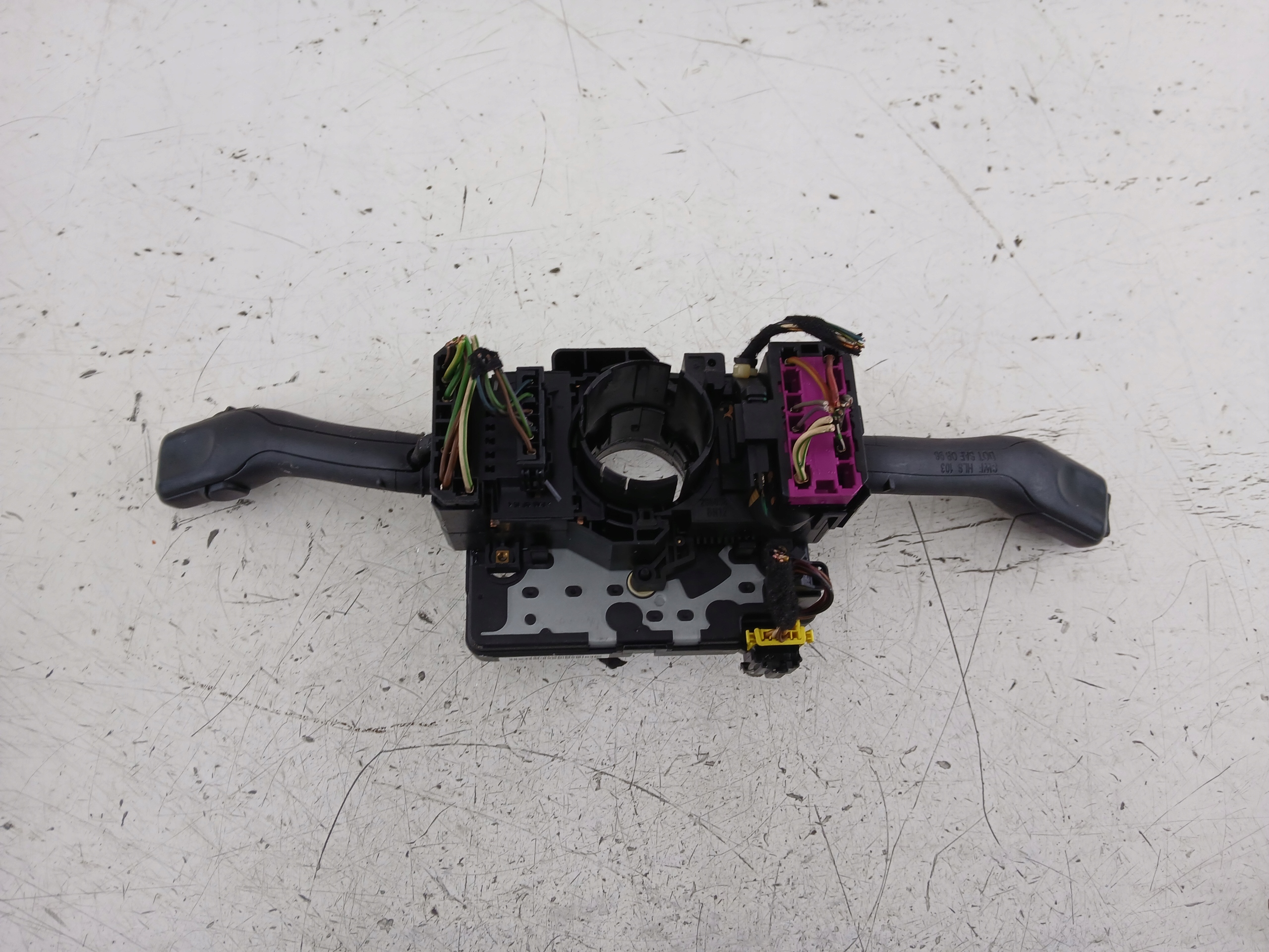 Dodatkowe zdjęcie używanej części: VW PASSAT B5 VW GOLF IV PRZEŁĄCZNIK ZESPOLONY TAŚMA 1J0959654AC 4B0953503H