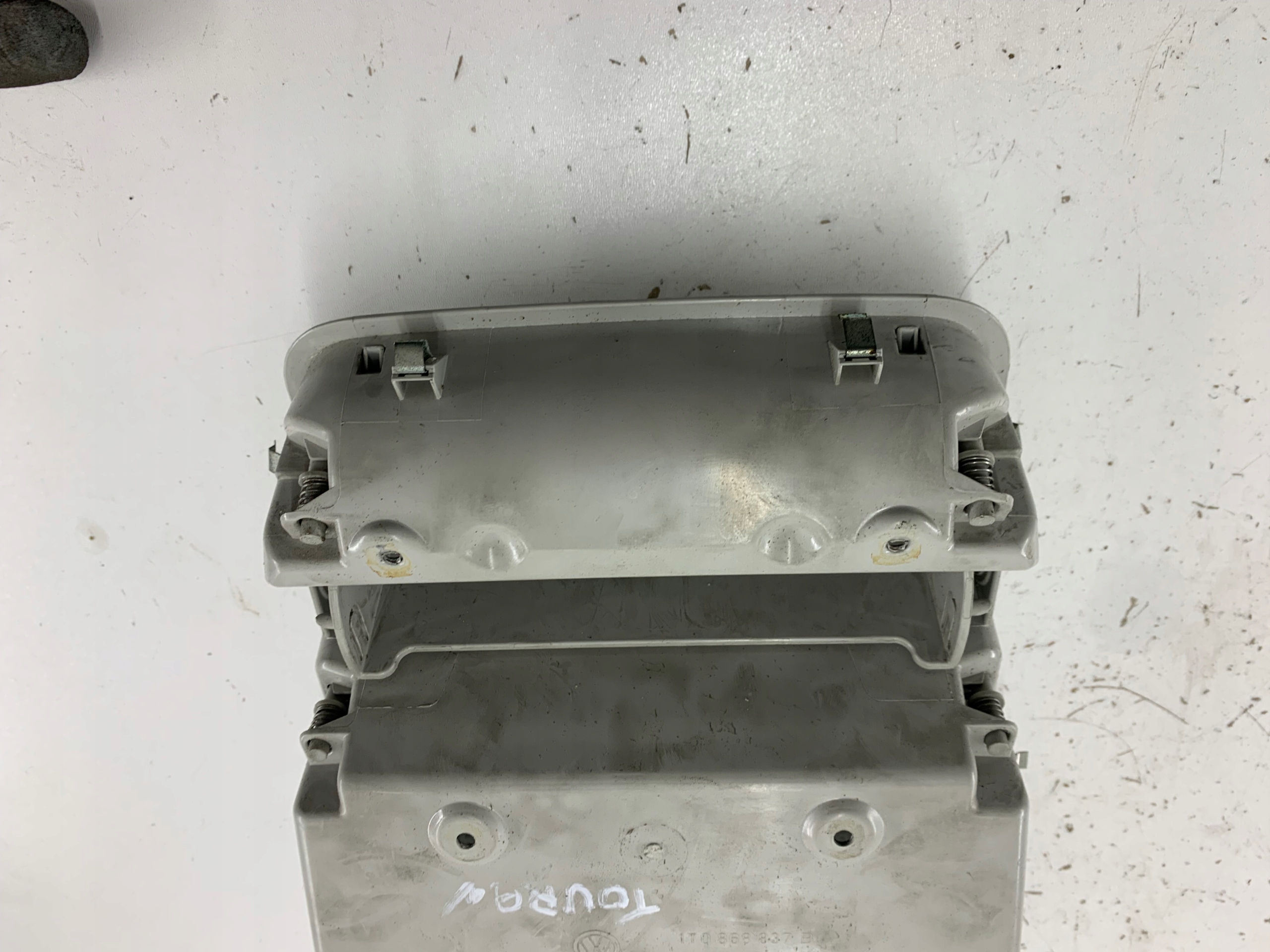 VW TOURAN I SCHOWEK PODSUFITKI 1T0868837B - zdjęcie 8