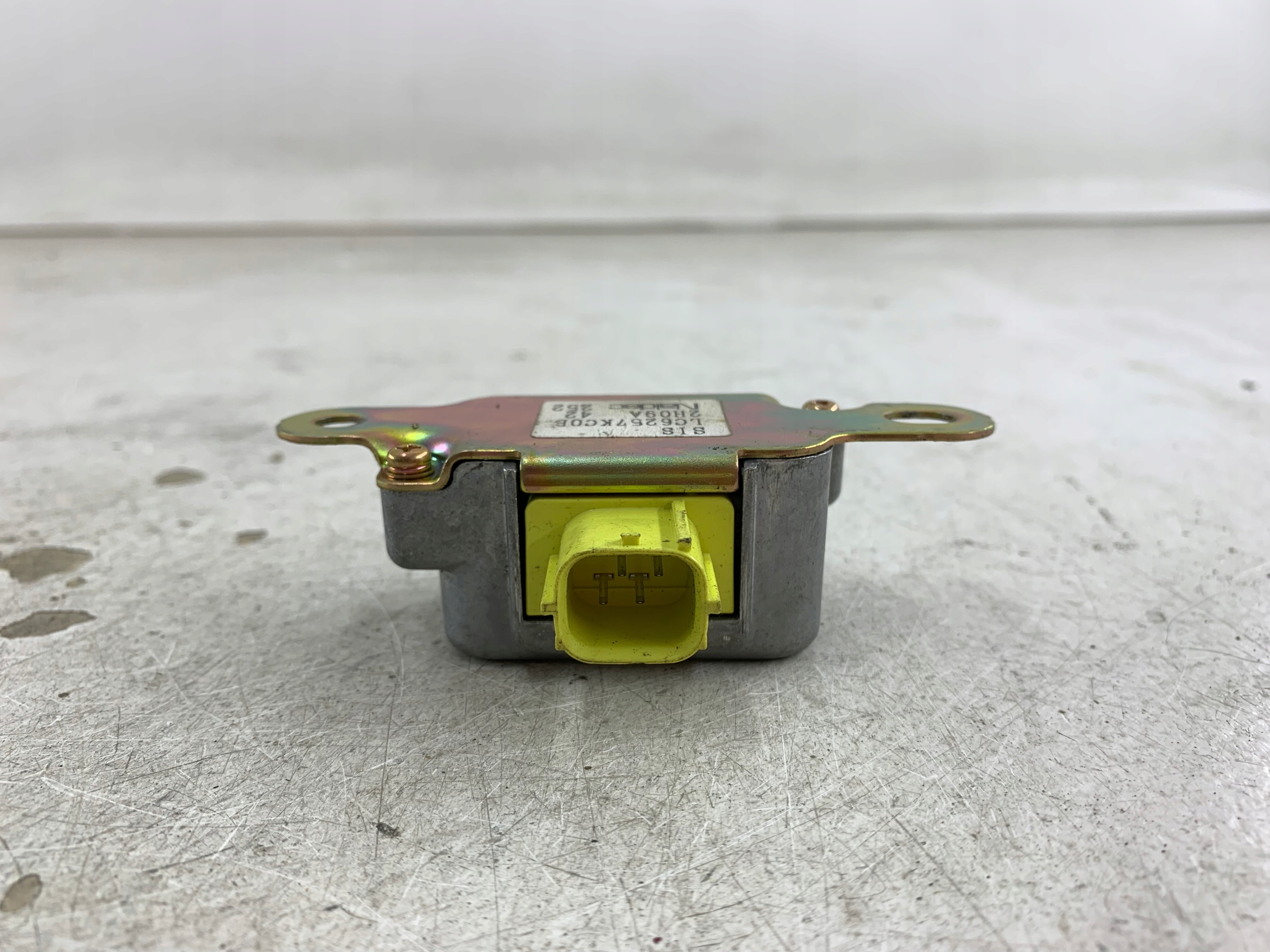 MAZDA MPV II SENSOR MODUŁ CZUJNIK UDERZENIA LC6257KC0B - zdjęcie 4