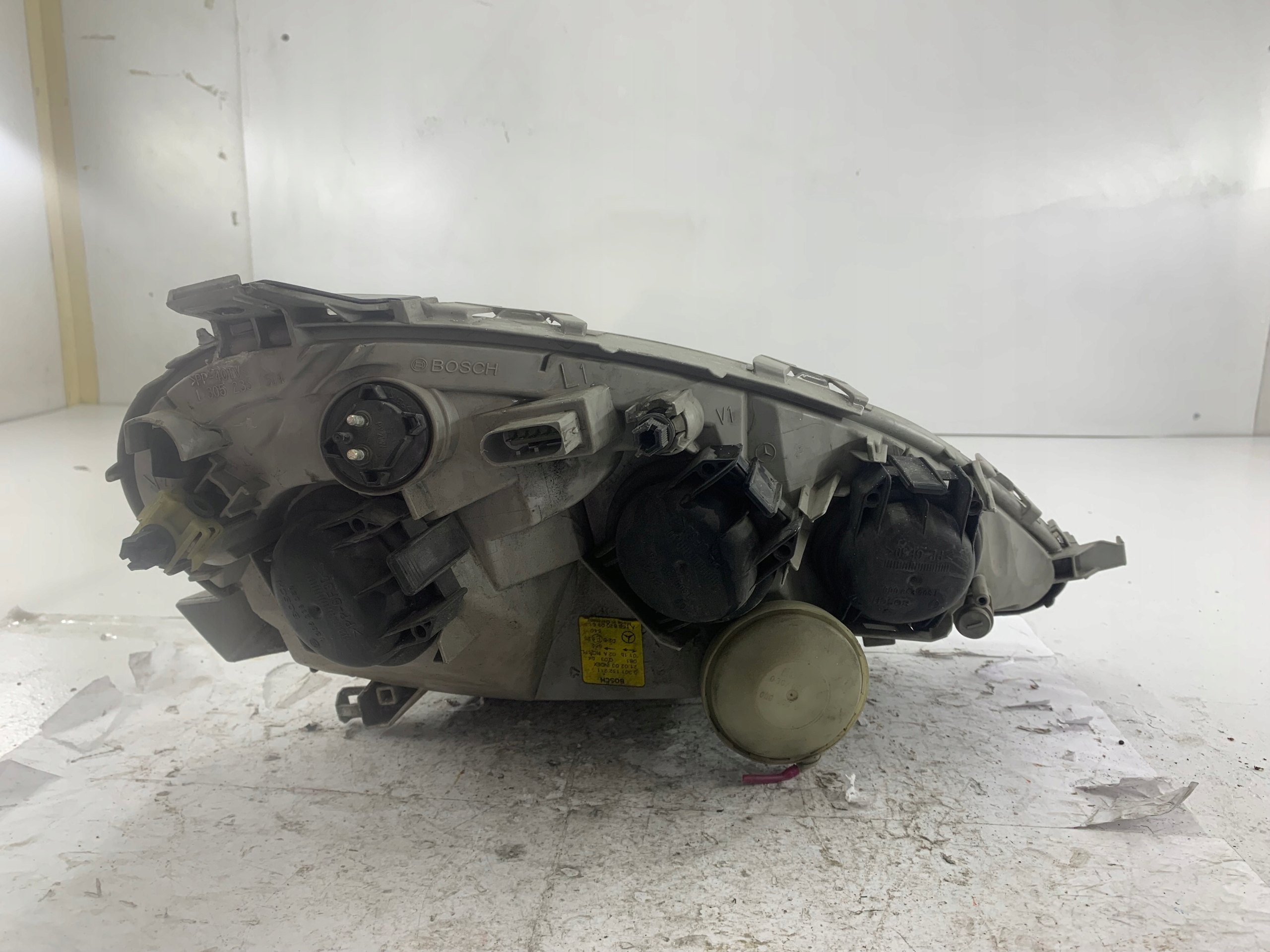 Dodatkowe zdjęcie używanej części: MERCEDES W168 LAMPA LEWA PRZÓD A1688200961