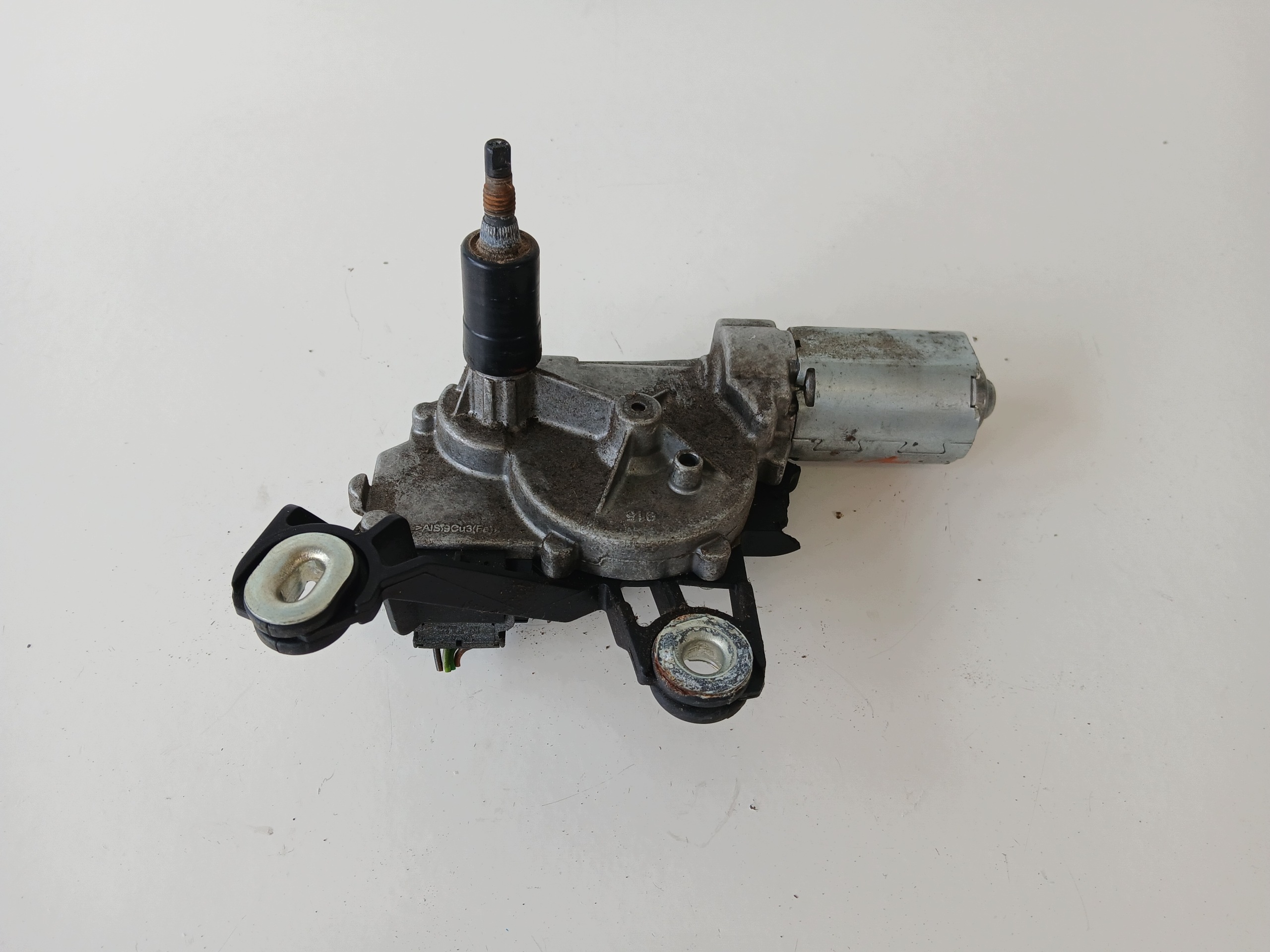 Dodatkowe zdjęcie używanej części: VW GOLF IV MECHANIZM WYCIERACZKI TYŁ 0390201592