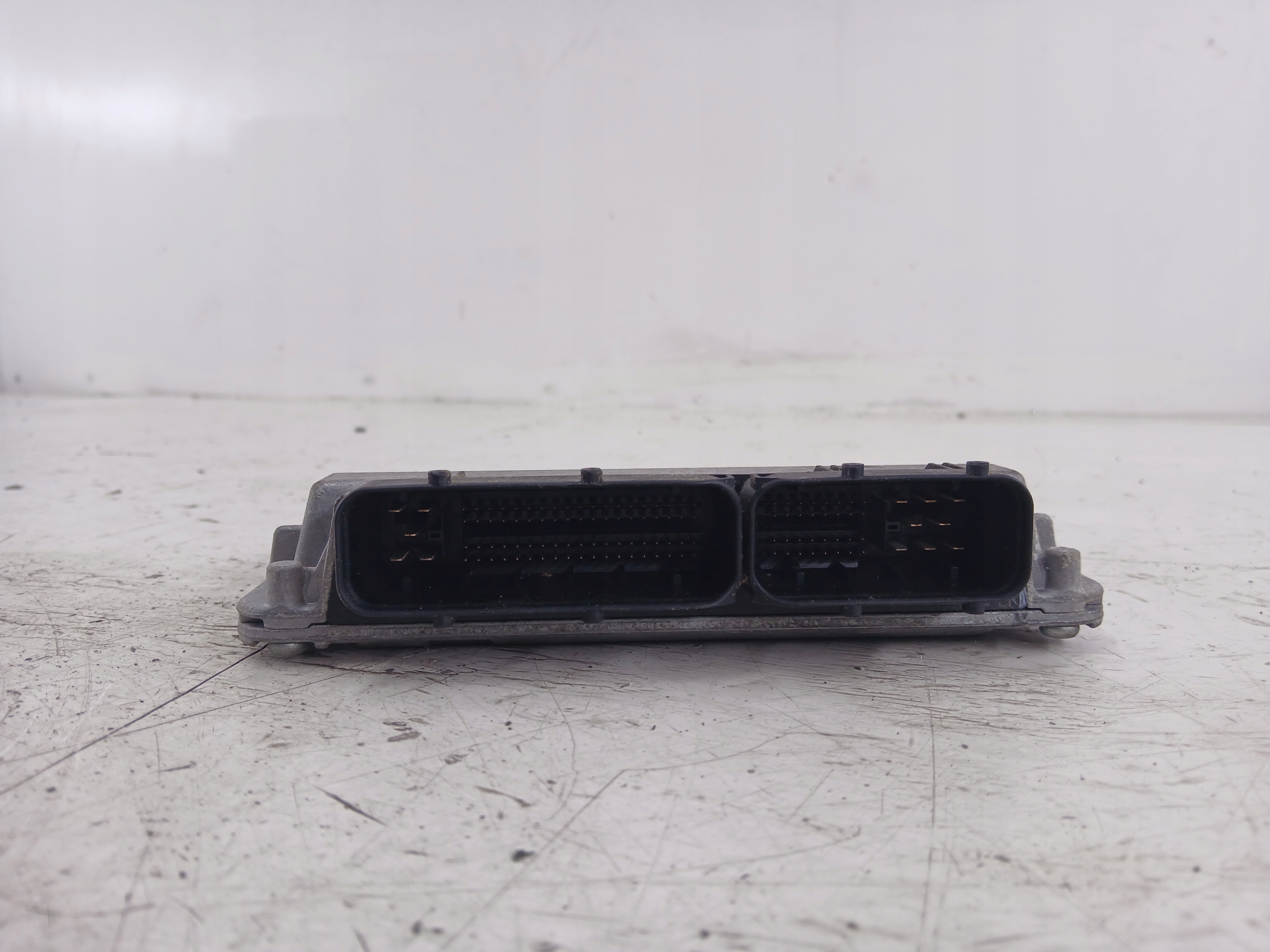 Dodatkowe zdjęcie używanej części: VW POLO 9N 1.2 STEROWNIK SILNIKA 03D906032C