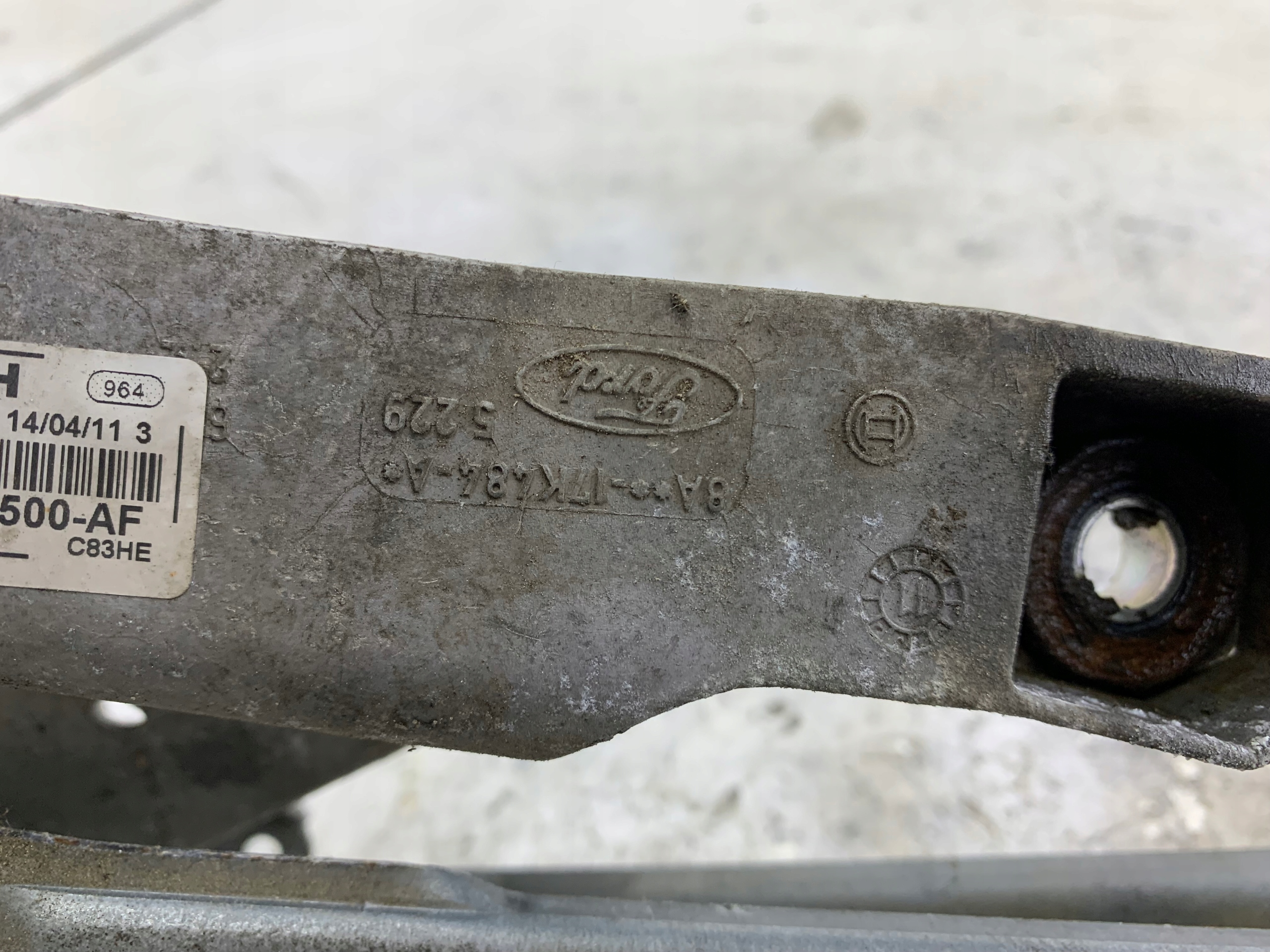 FORD FIESTA MK7 MECHANIZM WYCIERACZEK PRZÓD 8A6117B571AB - zdjęcie 8