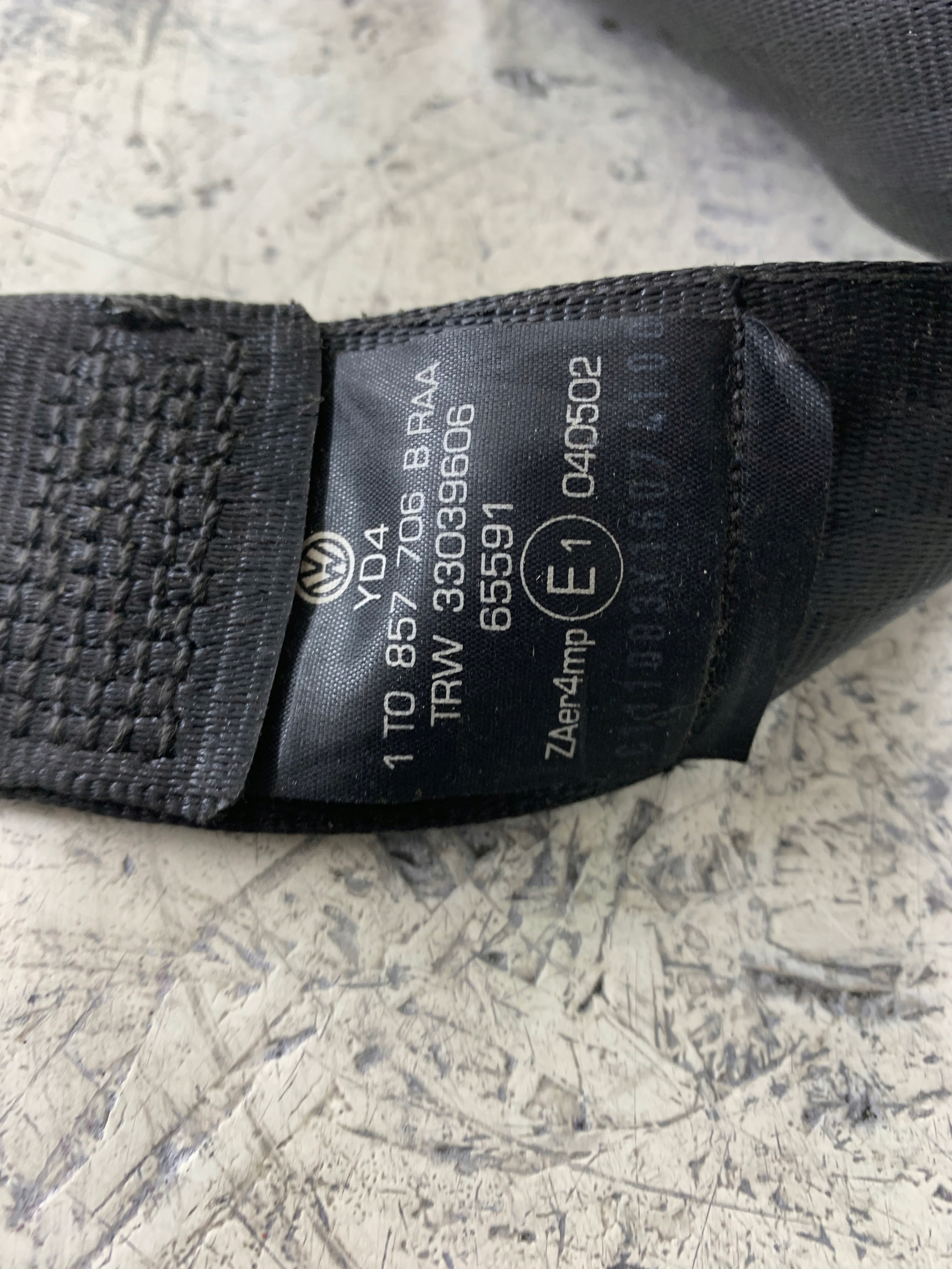VW TOURAN I PAS BEZPIECZEŃSTWA PRAWY PRZÓD 1T0857706B - zdjęcie 6
