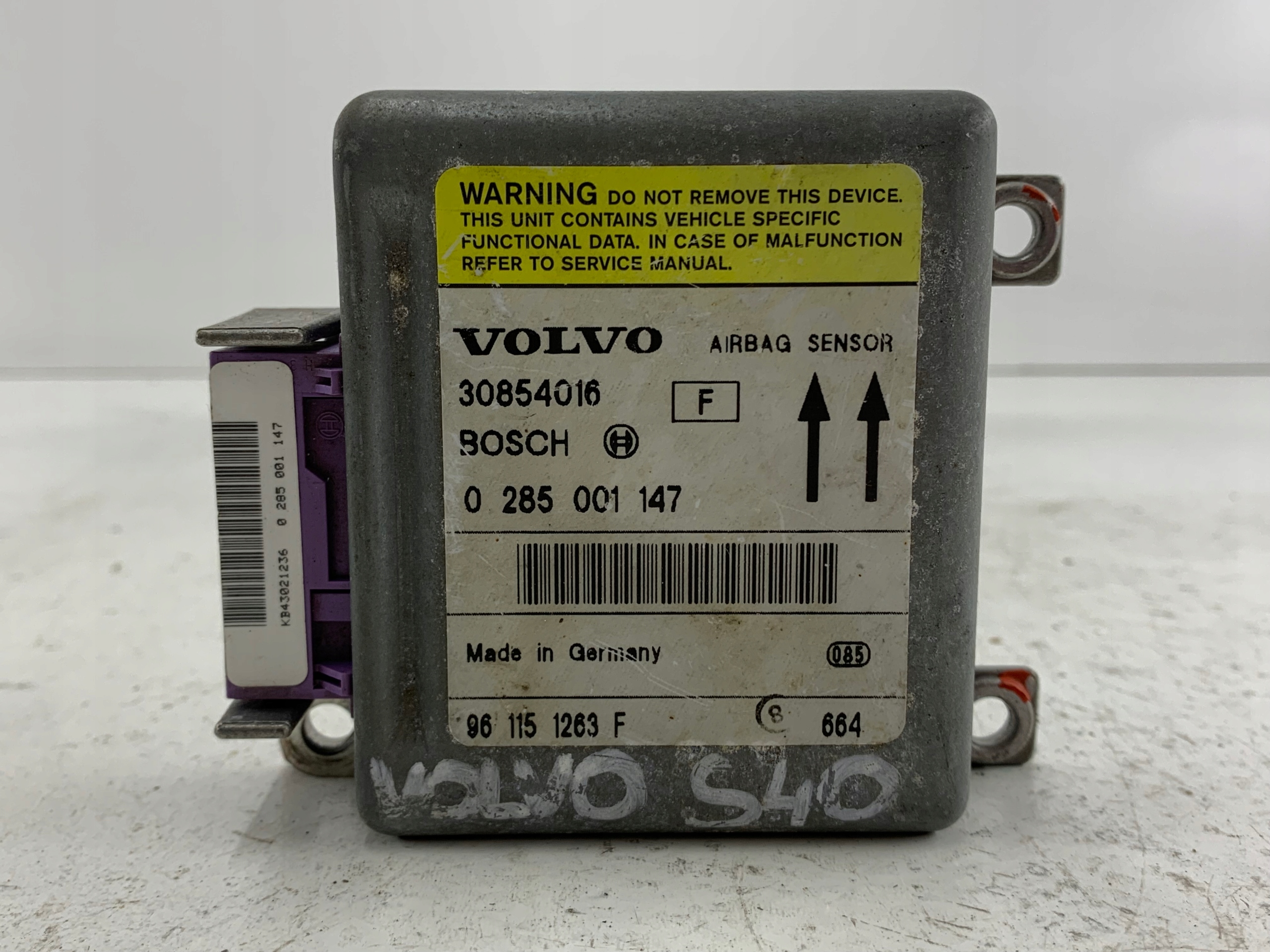 Dodatkowe zdjęcie używanej części: VOLVO V40 S40 I SENSOR AIRBAG MODUŁ 30854016