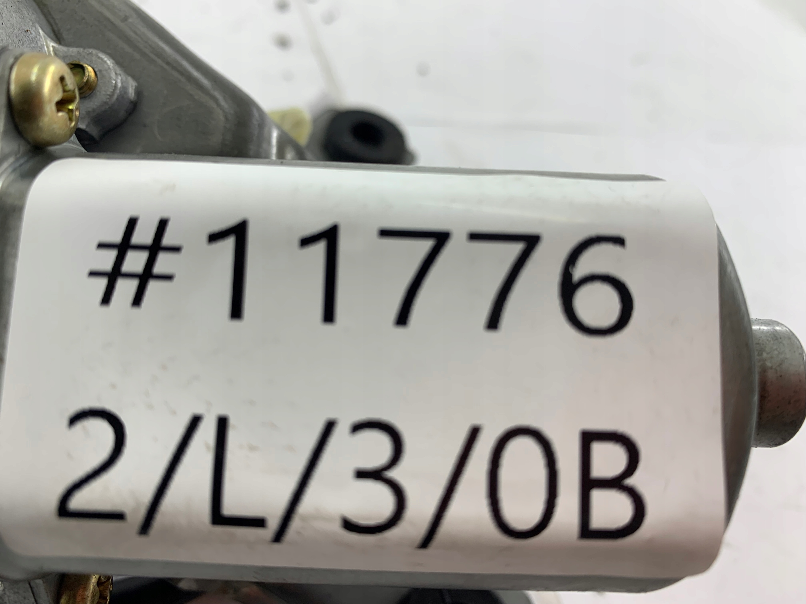 MITSUBISHI OUTLANDER I SILNICZEK WYCIERACZKI TYŁ 159200-5733 - zdjęcie 7