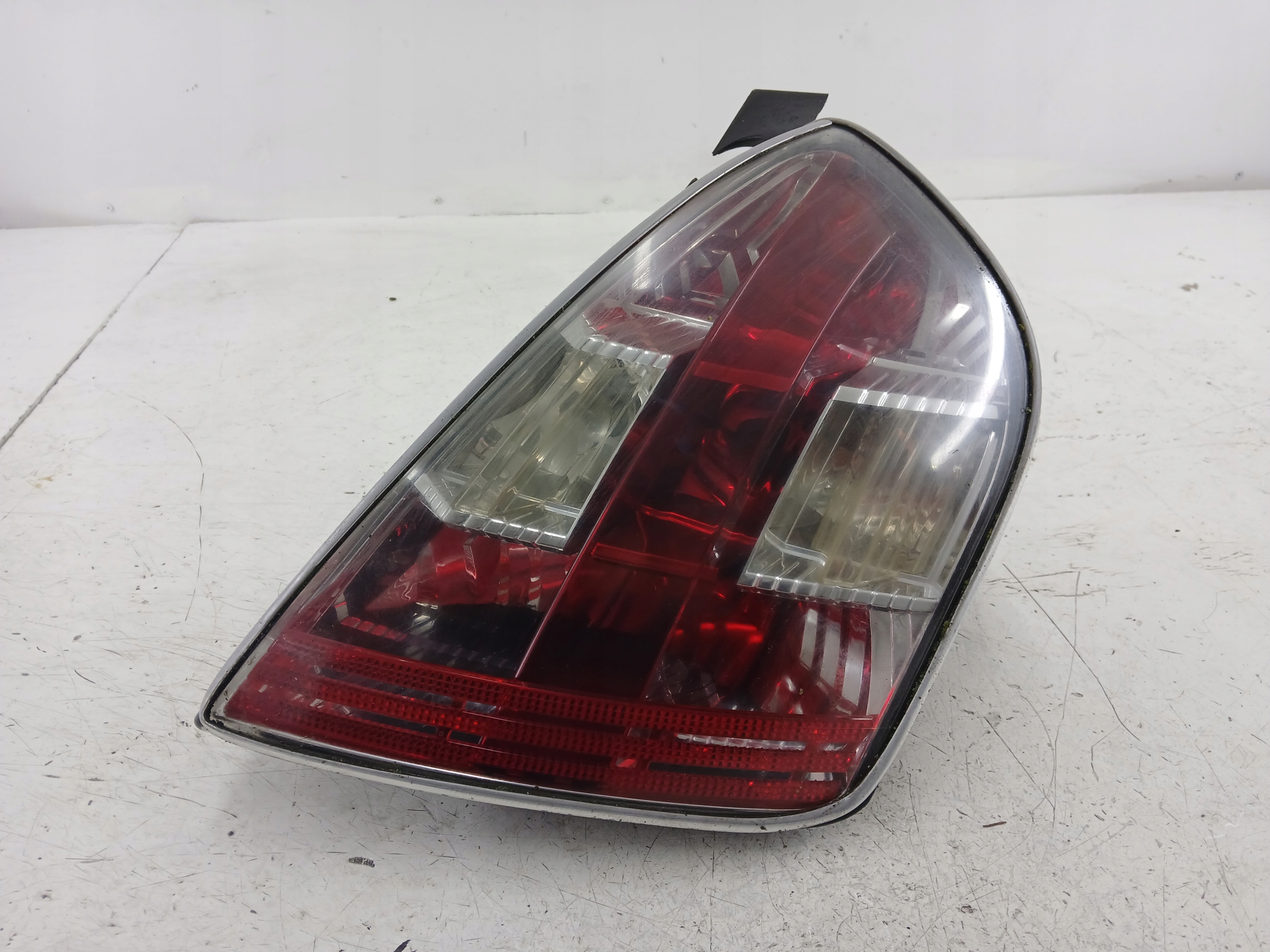 Dodatkowe zdjęcie używanej części: FIAT STILO LAMPA PRAWA TYŁ HB 3D