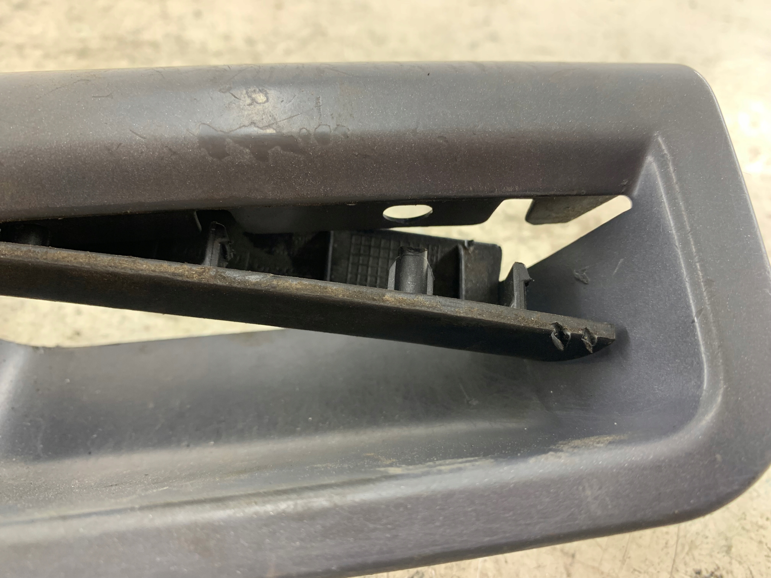 VOLVO V50 I PANEL SZYB LEWY PRZÓD 30795081 - zdjęcie 6