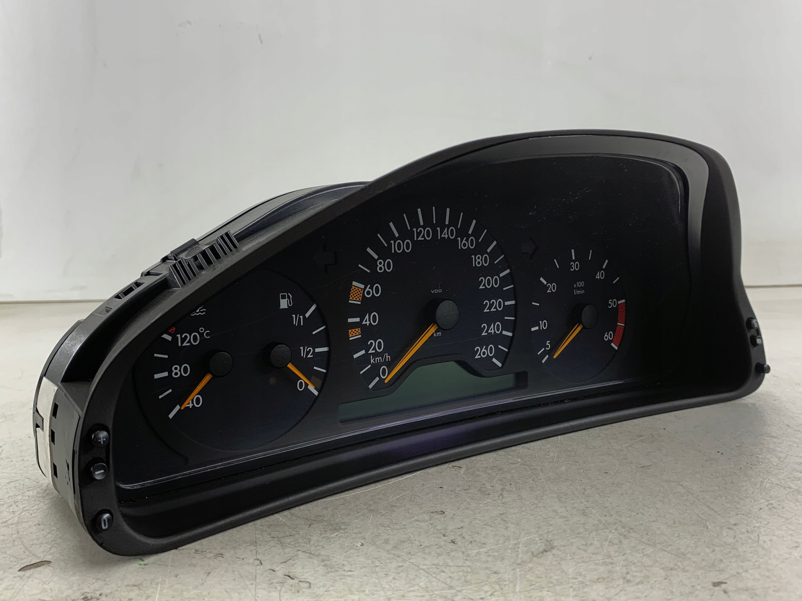 MERCEDES W210 3.0 TD LICZNIK ZEGARY 2105403348 - zdjęcie 2