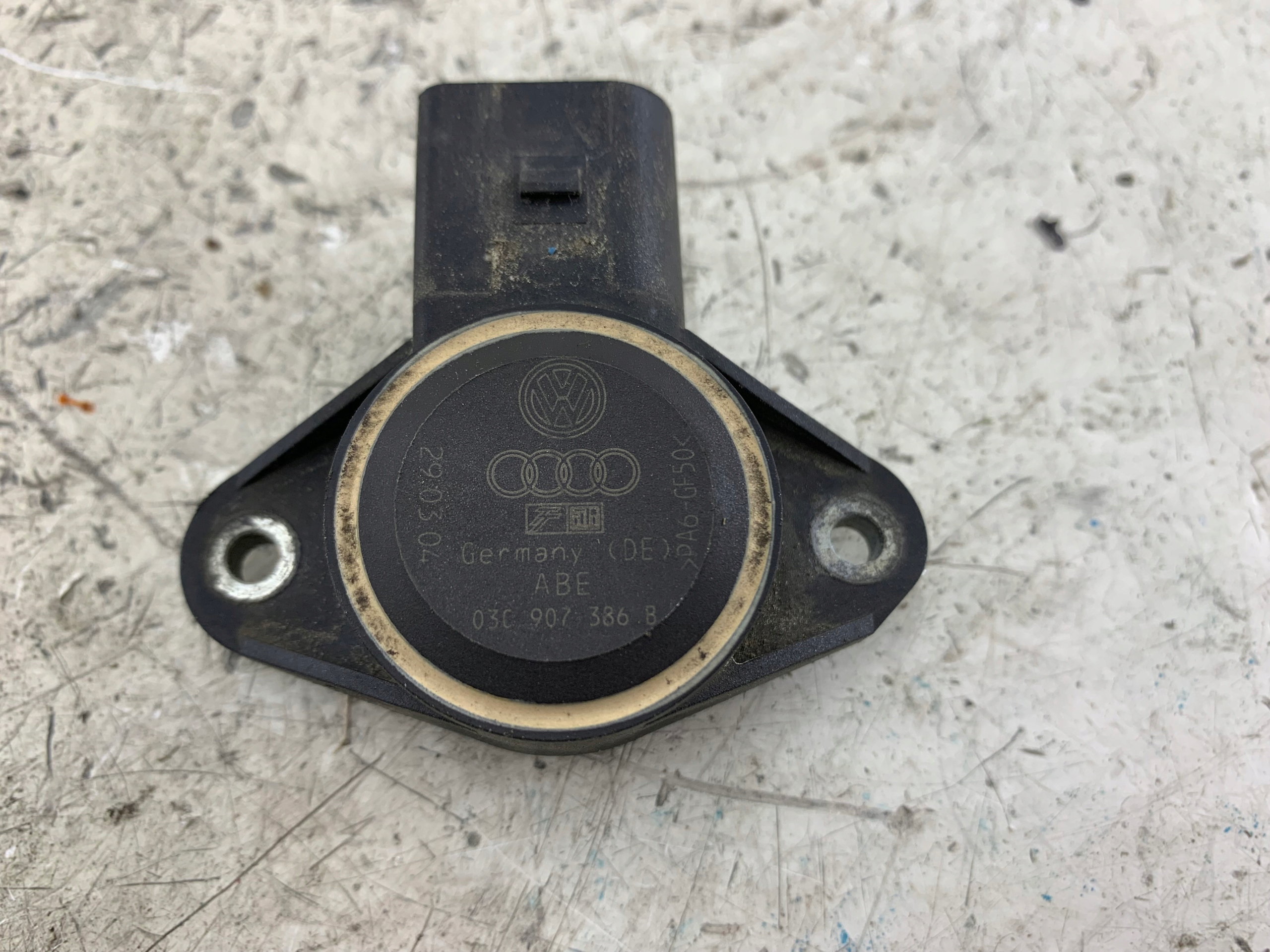 AUDI A6 C6 3.2 TFSI CZUJNIK KLAPEK KOLEKTORA 03C907386B - zdjęcie 5