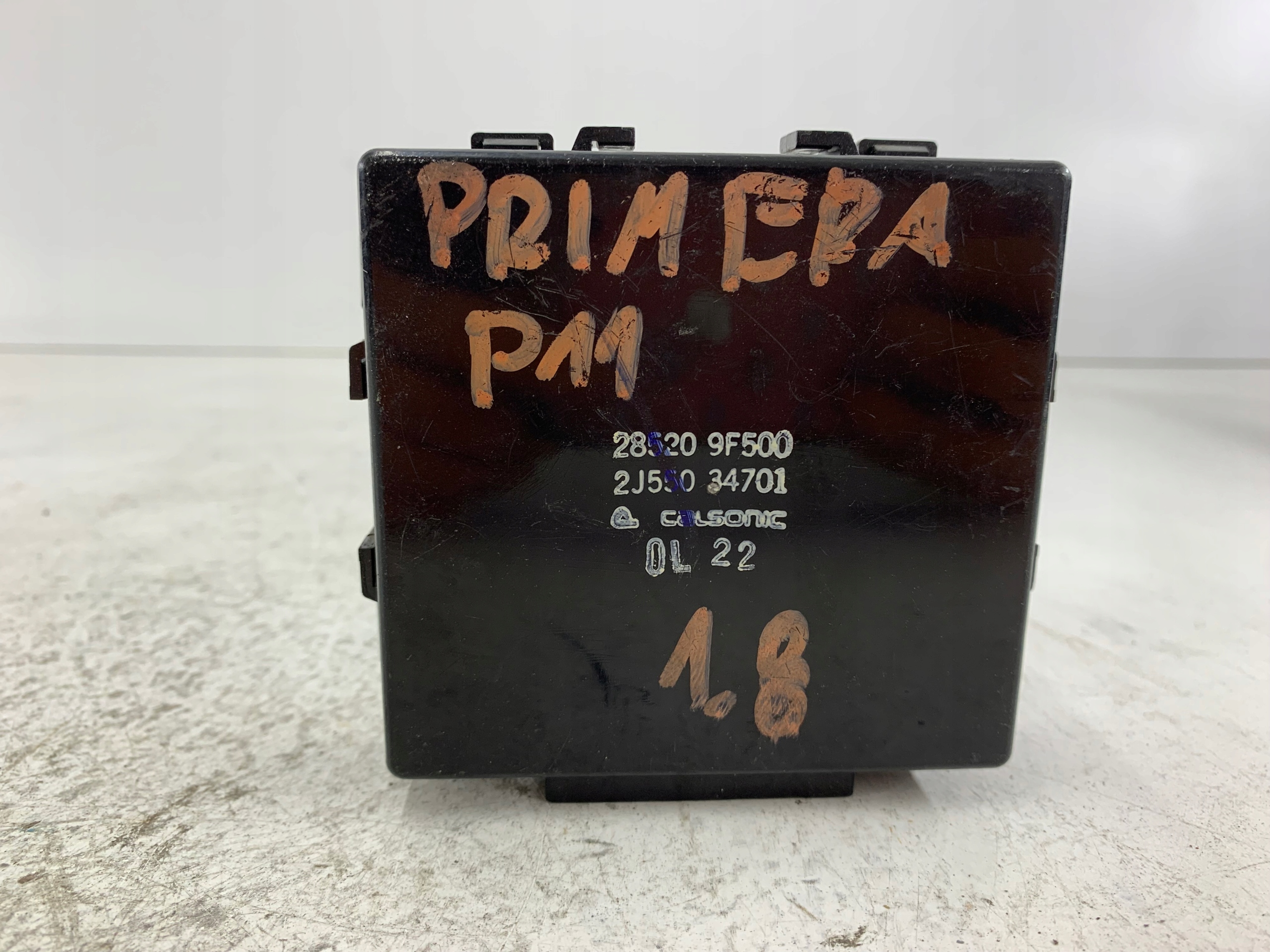 Dodatkowe zdjęcie używanej części: NISSAN PRIMERA P11 MODUŁ KOMFORTU 285209F500