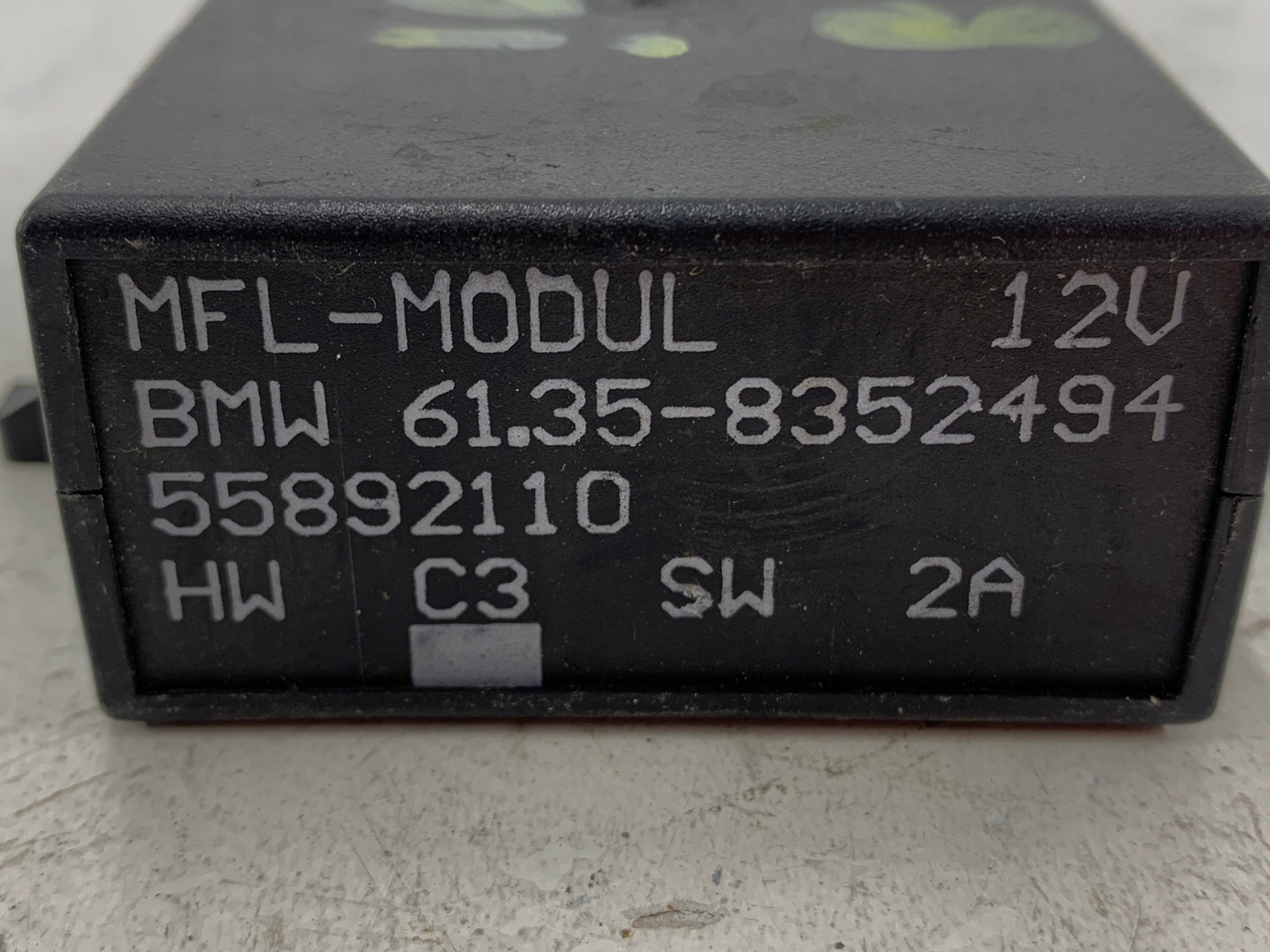 Dodatkowe zdjęcie używanej części: BMW E38 E39 MODUŁ STEROWNIK KIEROWNICY 8352494