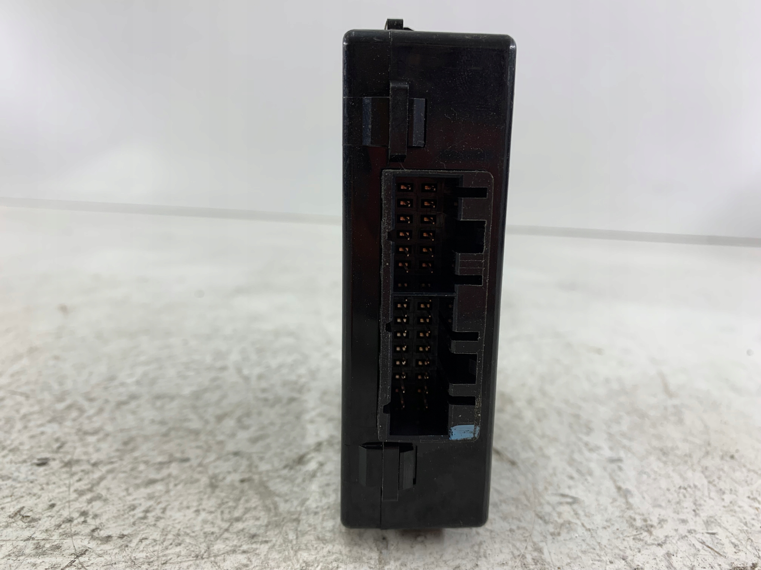 NISSAN PRIMERA P11 MODUŁ KOMFORTU 285209F500 - zdjęcie 5