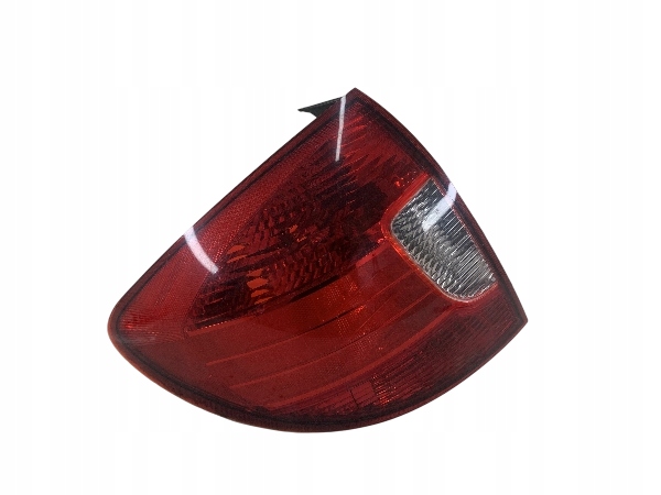 KIA RIO I LIFT KOMBI LAMPA LEWA TYŁ