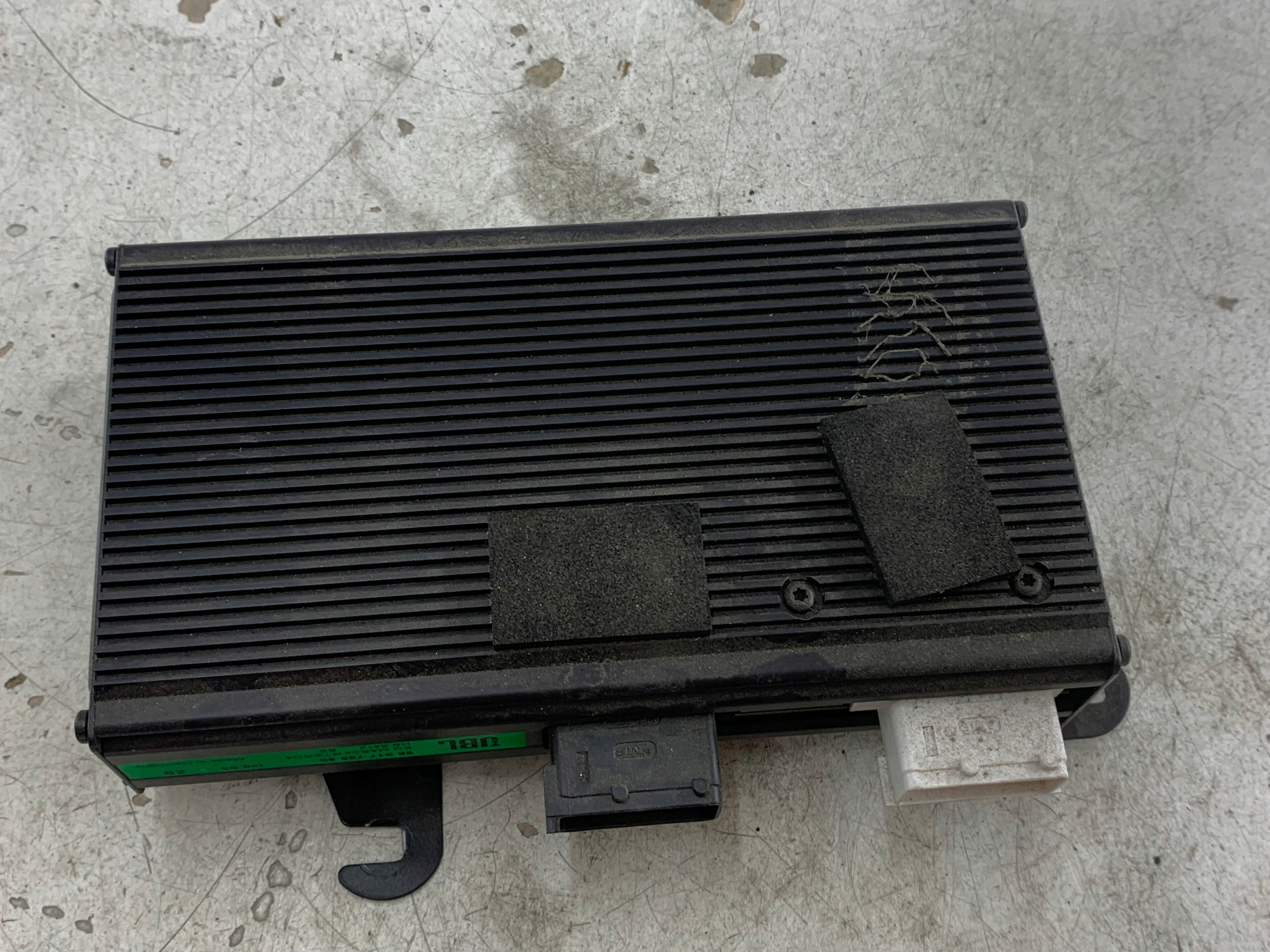 PEUGEOT 607 WZMACNIACZ RADIA JBL 9651773880 - zdjęcie 7