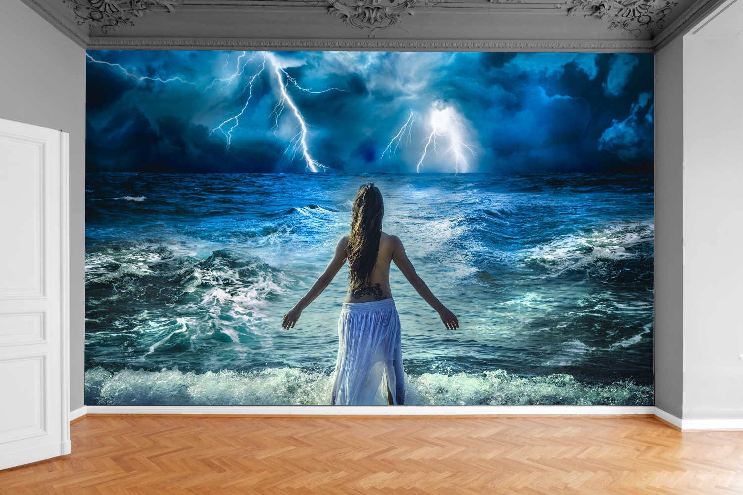 Fototapeta KOBIETA NA TLE BURZY 200x130