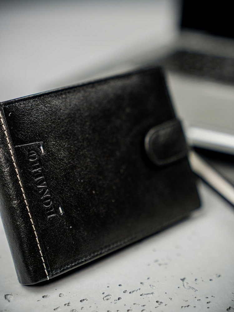 Portfel męski z grawerem NAPISEM PREZENT dla niego