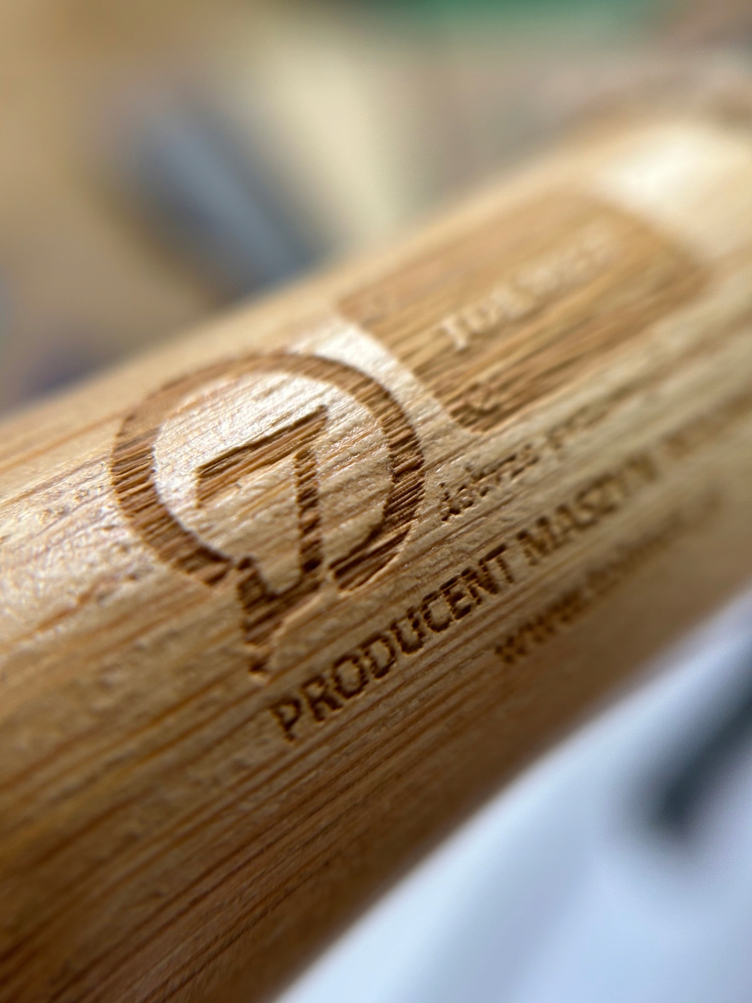 DŁUGOPISY Z GRAWEREM bambusowe reklamowe 200 szt twoje LOGO dane napis