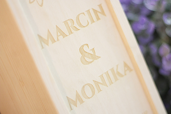 Skrzynka na wino grawer super prezent DZIEŃ KOBIET twój napis