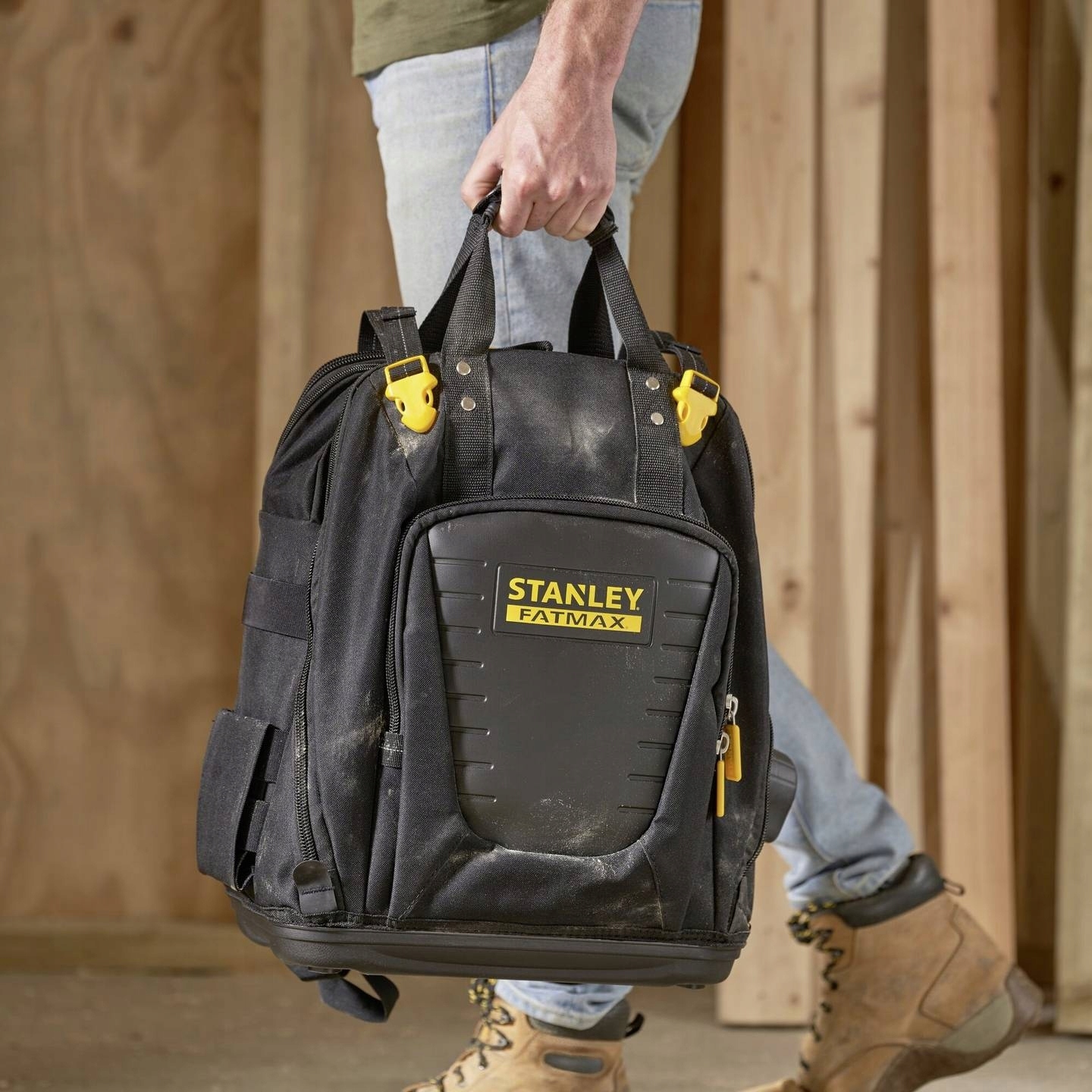 Plecak narzędziowy UNIWERSALNY monterski STANLEY pojemność 28L WZMOCNIONY