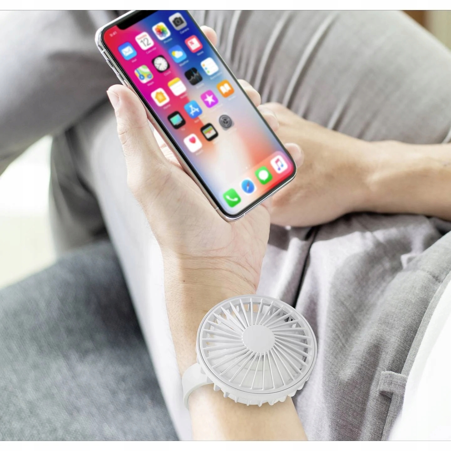 Wentylator ręczny akumulatorowy na nadgarstek