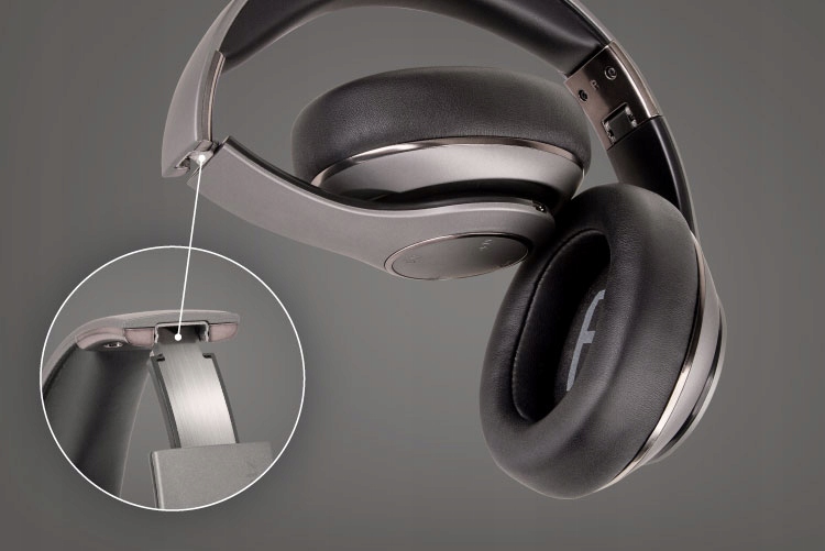 Białe słuchawki BEZPRZEWODOWE Bluetooth mikrofon