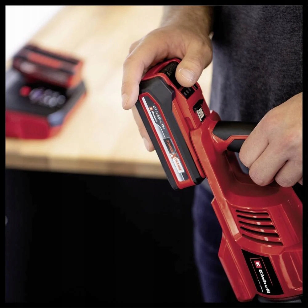 Odkurzacz pionowy akumulatorowy bezworkowy Einhell Power X-Change 2w1 2.5Ah