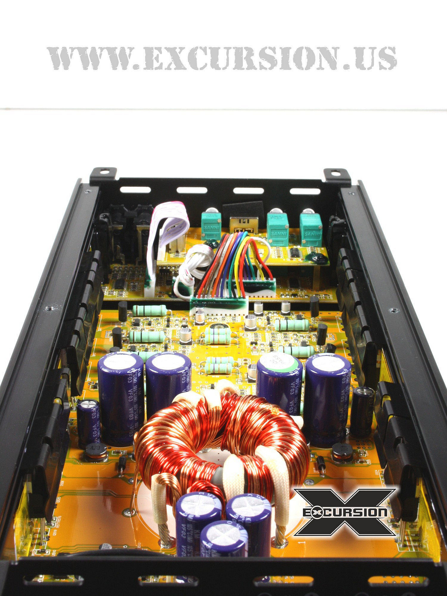 Wzmacniacz Excursion 4 kanały Mostek 500W