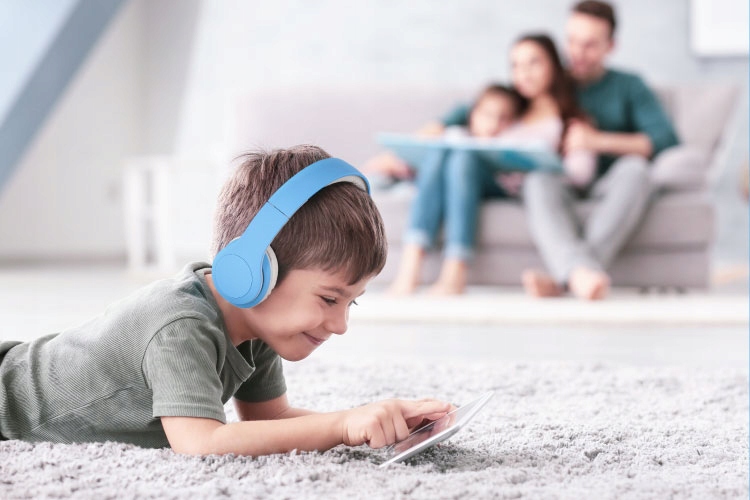 Słuchawki dla dzieci bezprzewodowe Bluetooth KrugerMatz AUX mikrofon