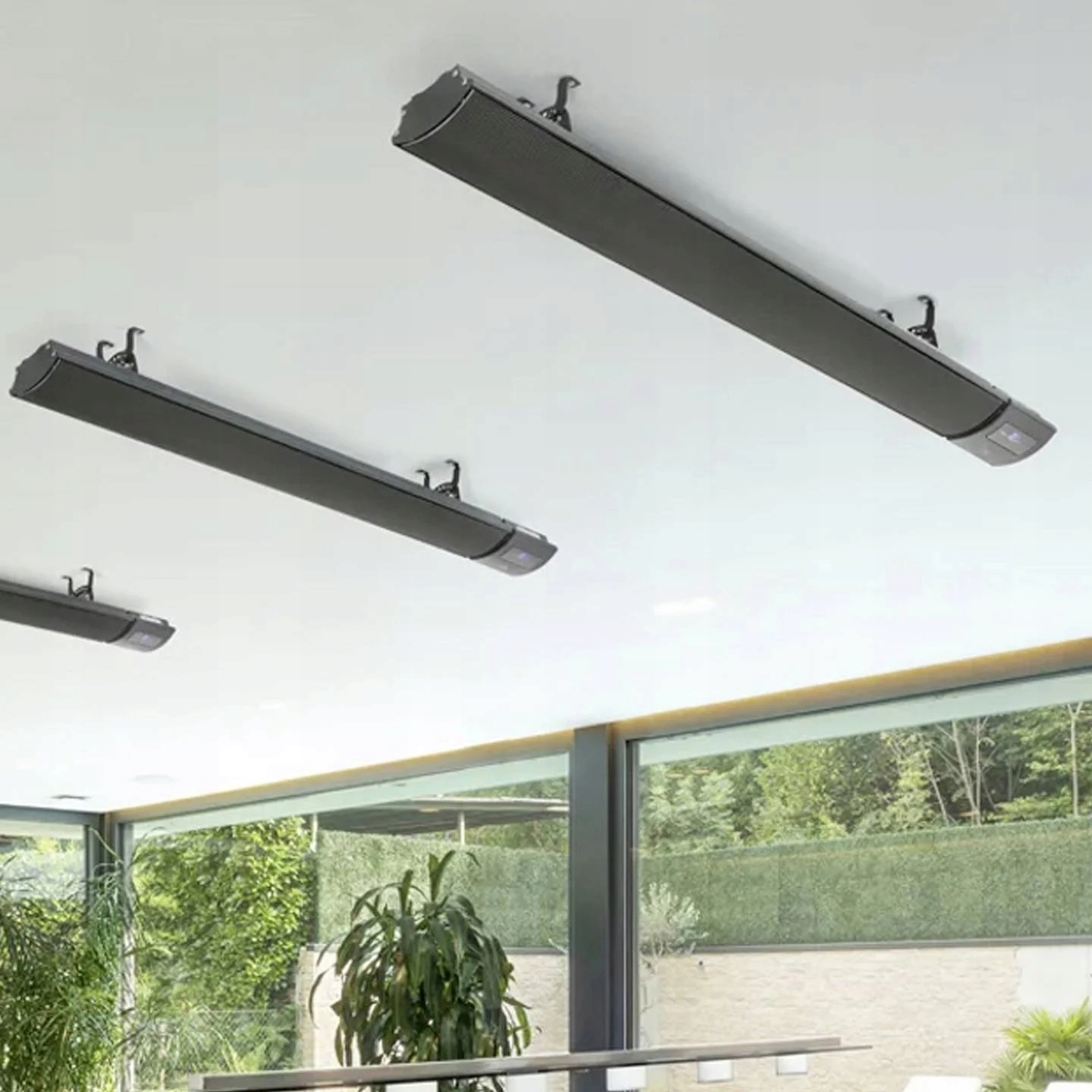 Grzejnik sufitowy ścienny czarny 2400W PILOT wyświetlacz IP44 timer